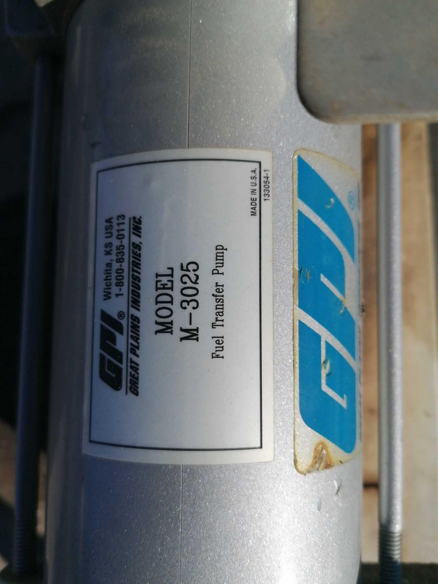 (1) Fuel Tank & (2) Truck Toolboxes, GPI Fuel Transfer Pump Model M-3025. Located in Naperville, - Image 4 of 7