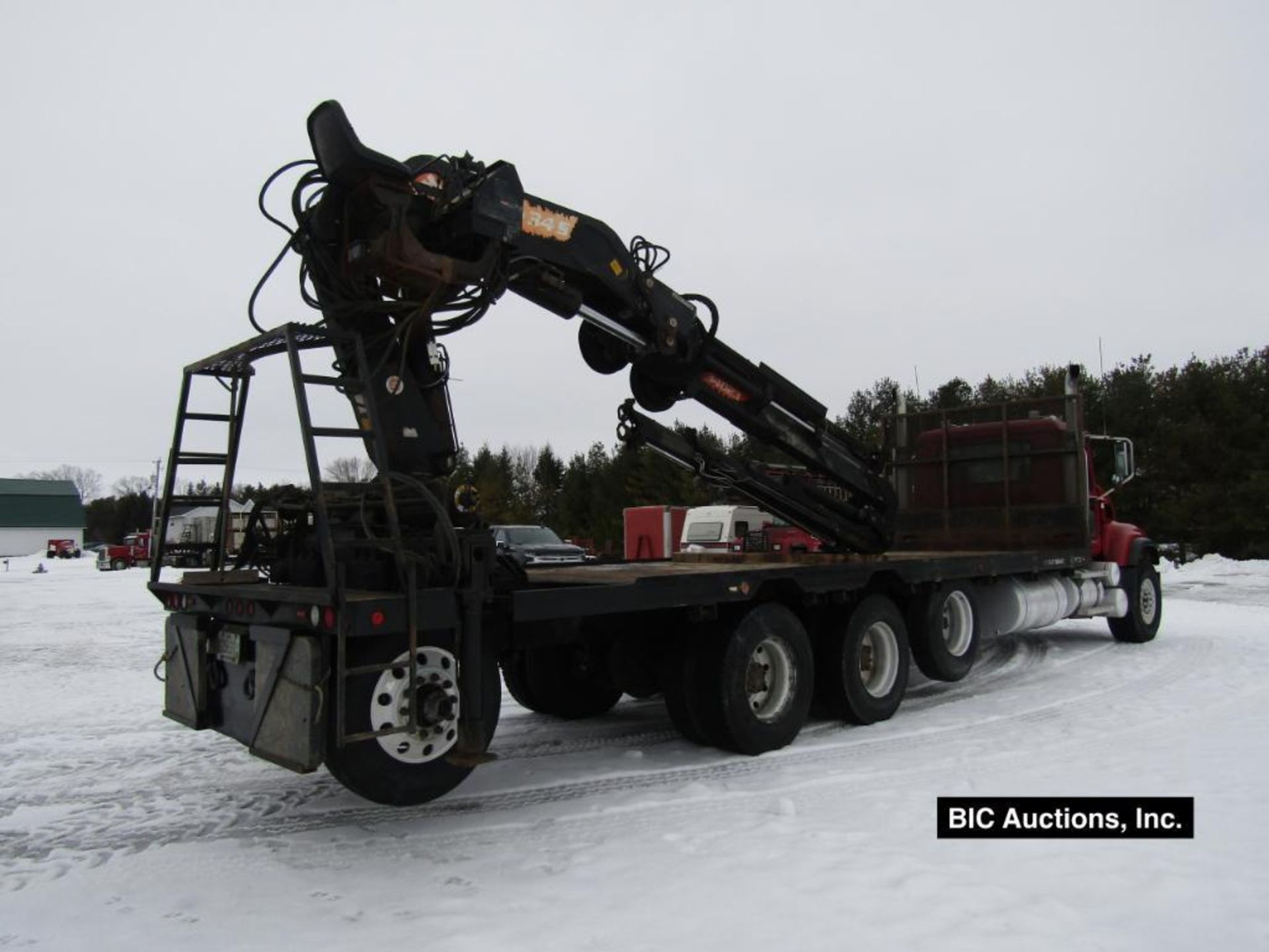 2005 Mack Boom Truck, Model # CV713, VIN # 1M2AG10C65M019731, 393244 Miles, 187974 Hours, Maxitorque - Image 5 of 52