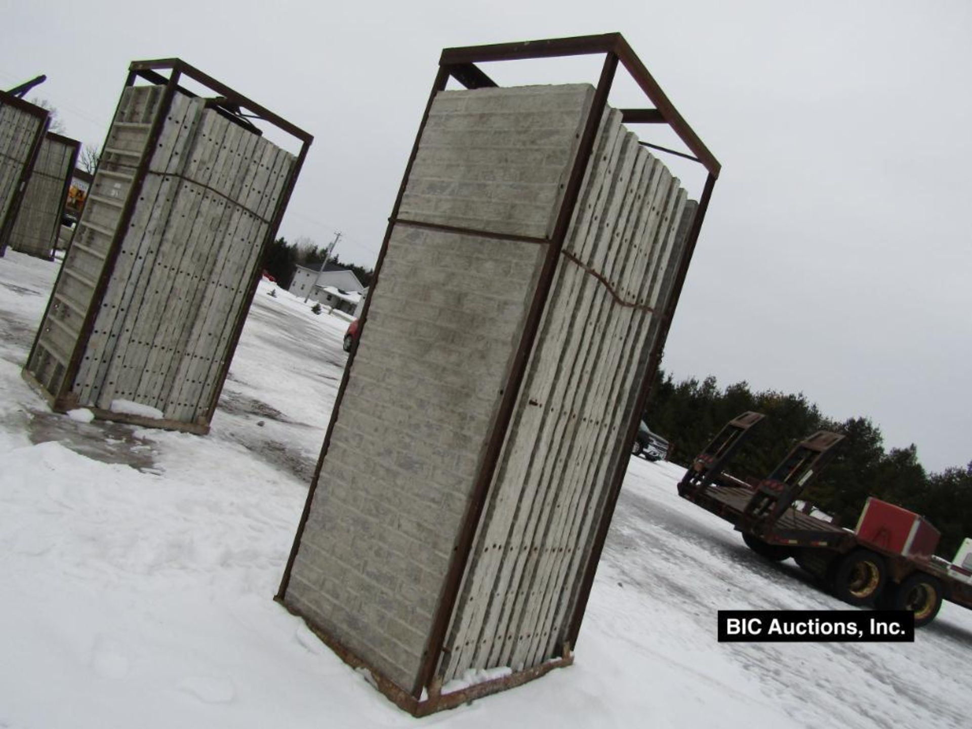 (18) 32" x 8' Durand Aluminum Concrete Forms, Textured Brick, 8" Hole Pattern, Located in Waldo, WI - Image 2 of 2