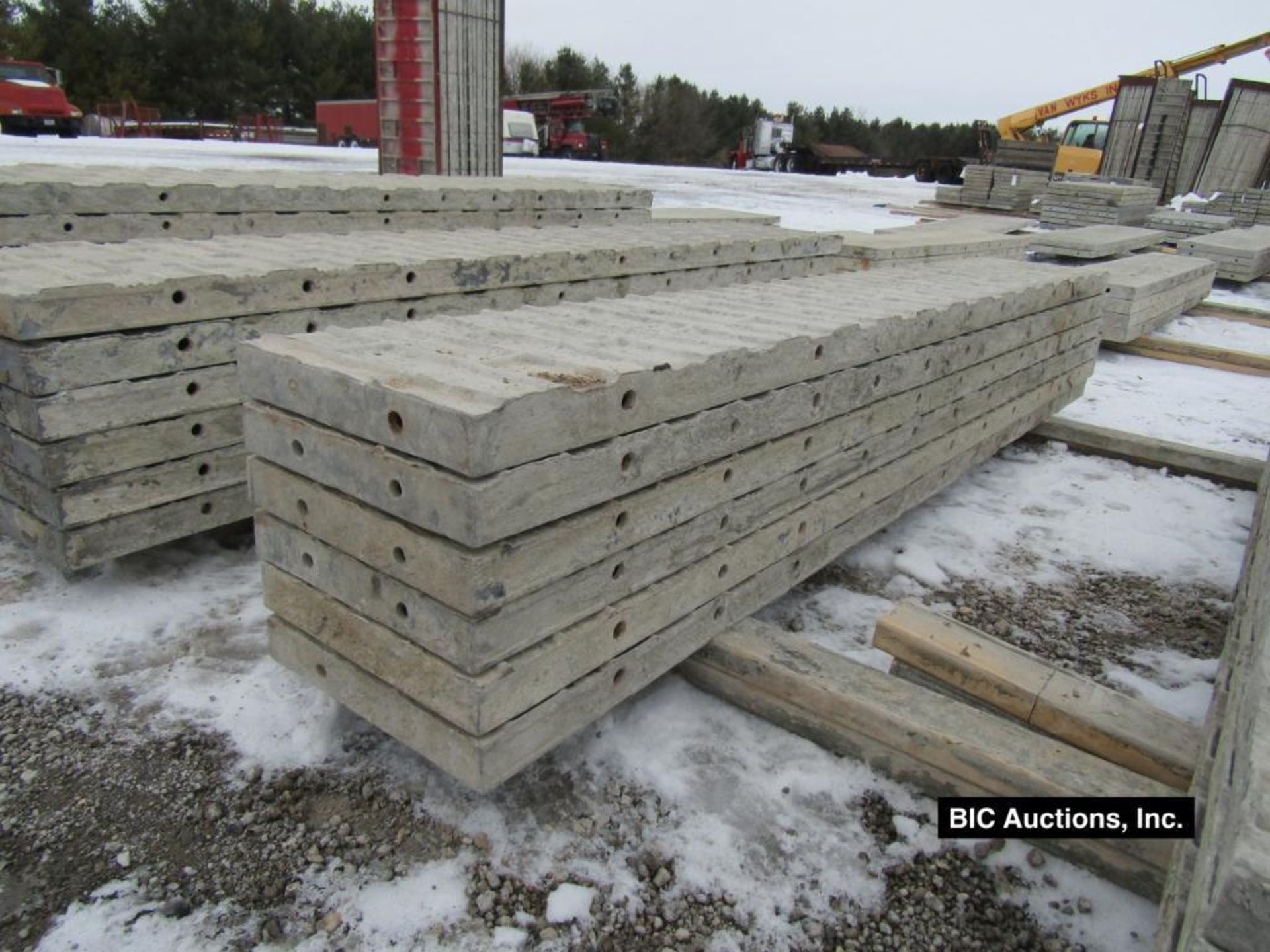 (6) 14" x 8' Durand Aluminum Concrete Forms, Textured Brick, 8" Hole Pattern, Located in Waldo, WI - Image 2 of 2