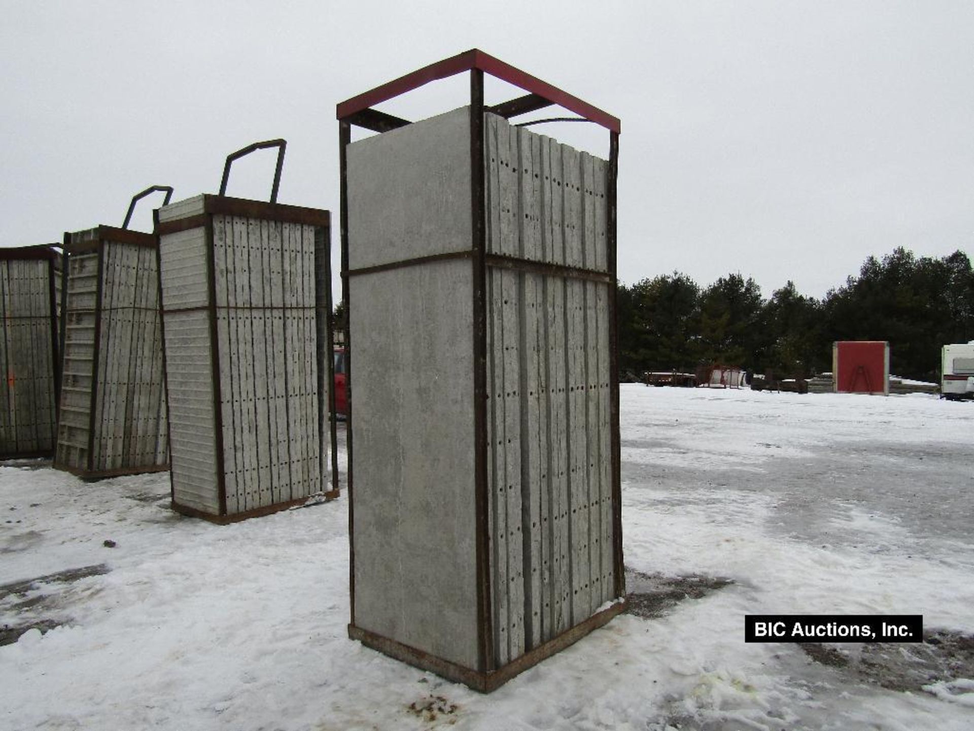 (20) 32" x 8' Durand Aluminum Concrete Forms, Smooth 8" Hole Pattern with attached Hardware - Image 2 of 2