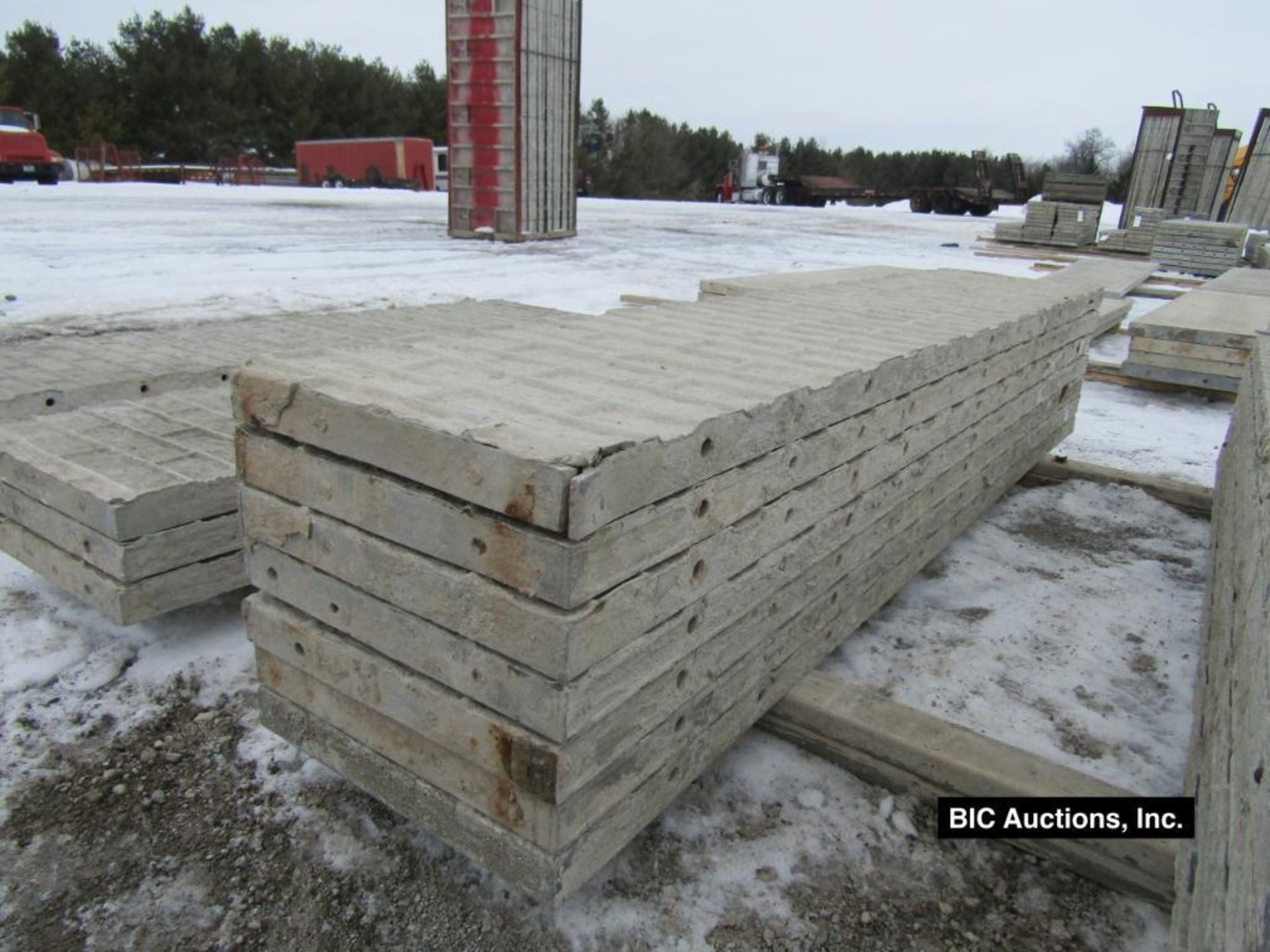 (7) 18" x 8' Durand Aluminum Concrete Forms, Textured Brick, 8" Hole Pattern, Located in Waldo, WI - Image 2 of 2