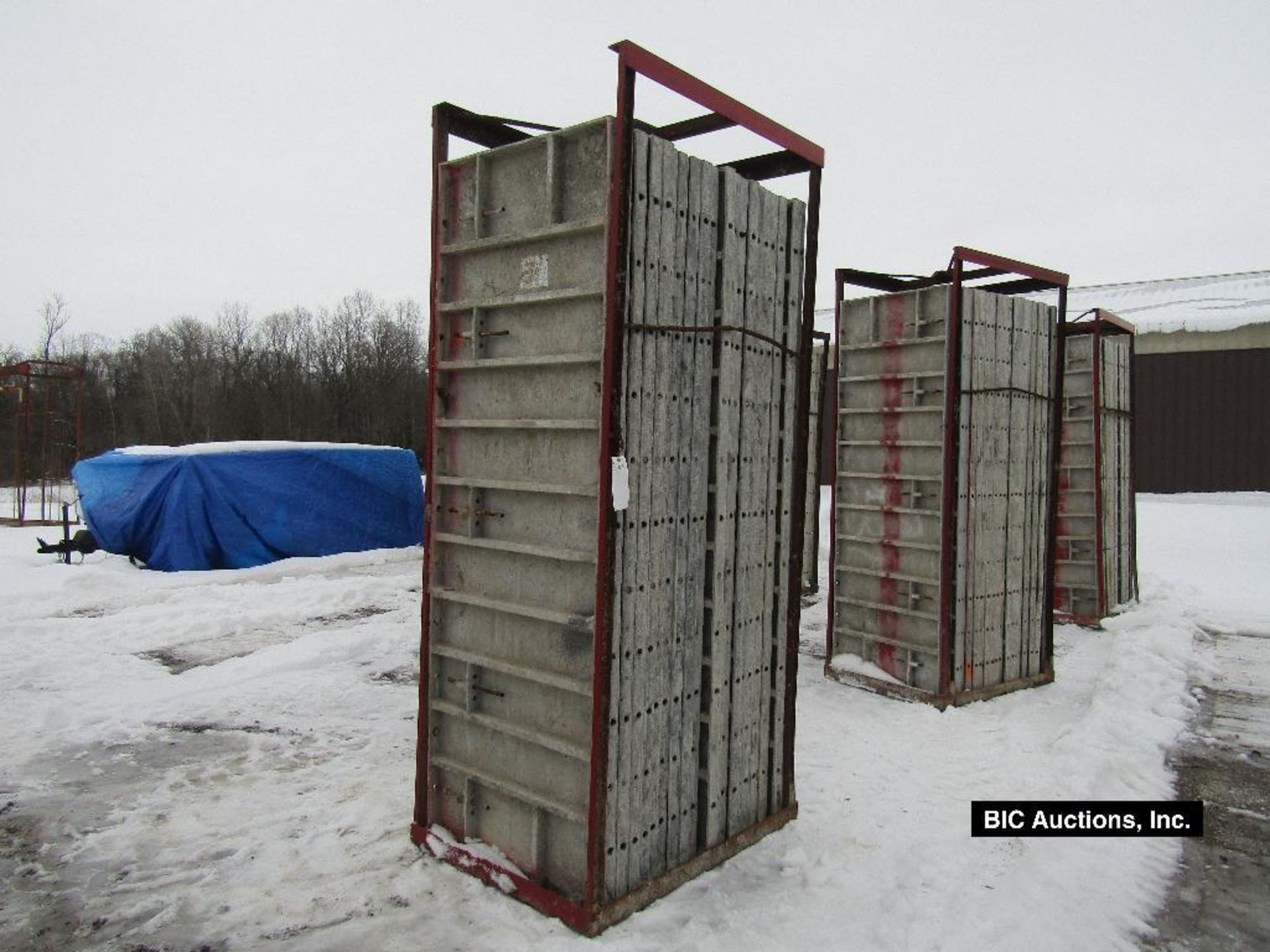 (20) 32" x 8' Durand Aluminum Concrete Forms, Smooth 8" Hole Pattern with attached Hardware - Image 2 of 2