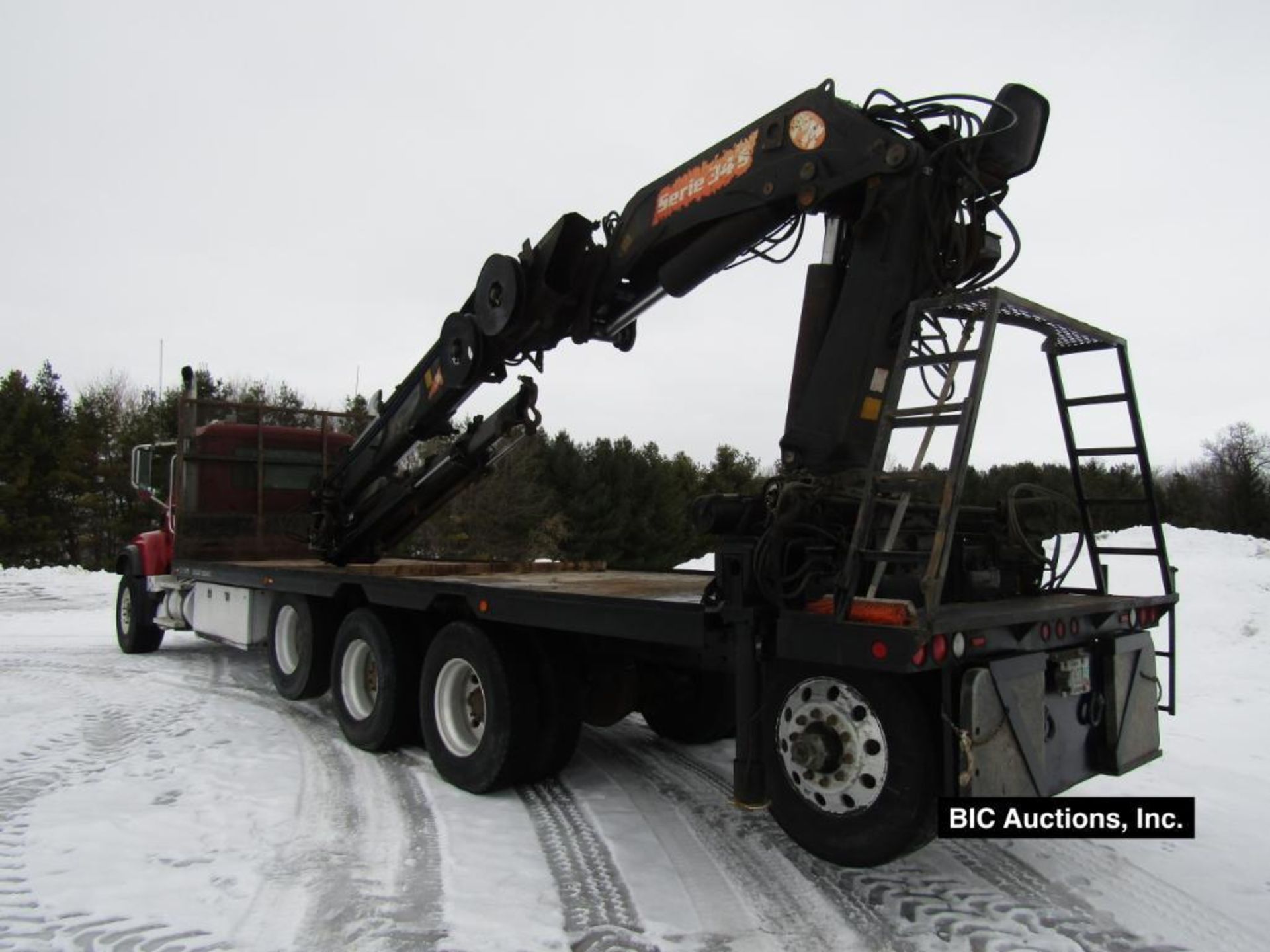 2005 Mack Boom Truck, Model # CV713, VIN # 1M2AG10C65M019731, 393244 Miles, 187974 Hours, Maxitorque - Image 4 of 52