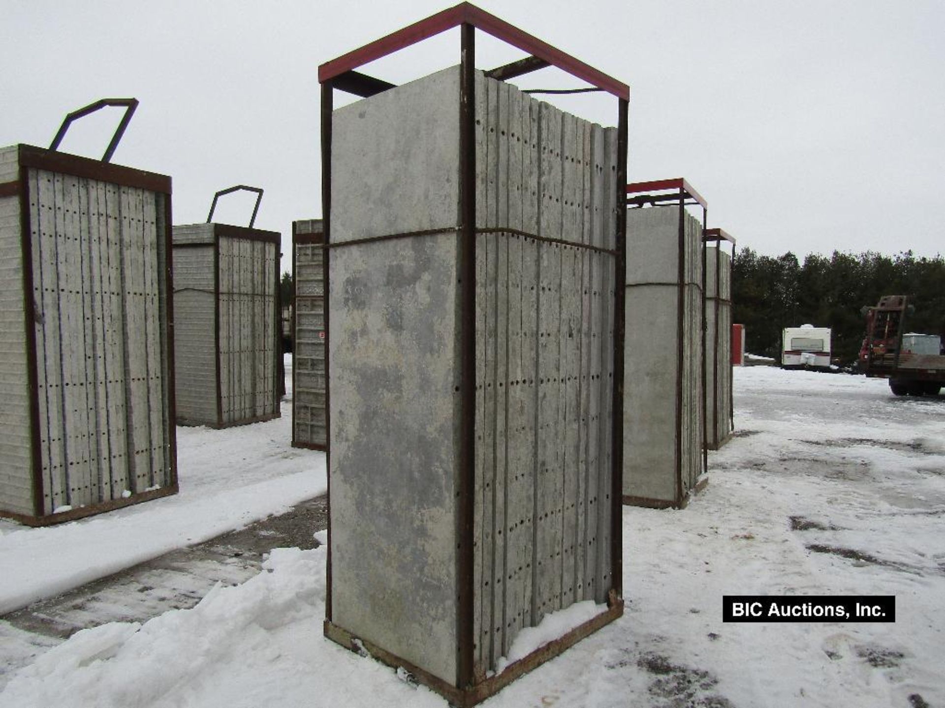 (20) 32" x 8' Durand Aluminum Concrete Forms, Smooth 8" Hole Pattern with attached Hardware - Image 2 of 2