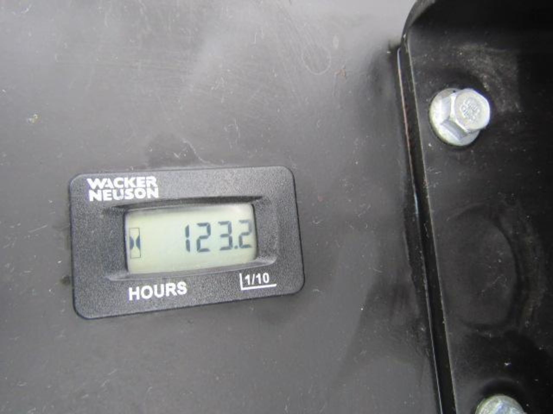 2013 Wacker Neuson Ride On Trowel CRT48-35L-PS, Serial # 20173323, 123 Hours, 1370 lbs, 35 hp, - Image 4 of 14
