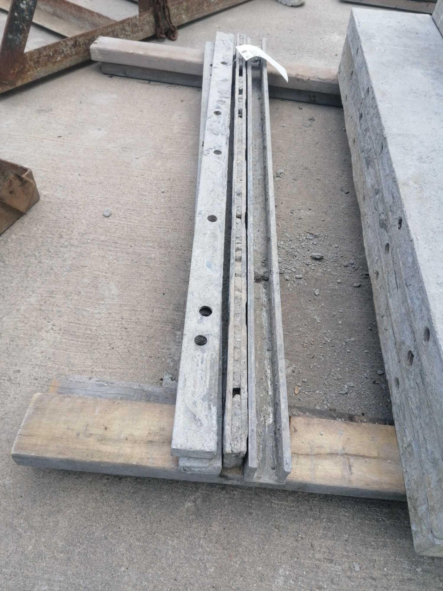 (1) 2" x 4' & (3) 1" x 4' Durand Aluminum Concrete Forms, Smooth 8" Hole Pattern. Located at 301 E - Image 2 of 2