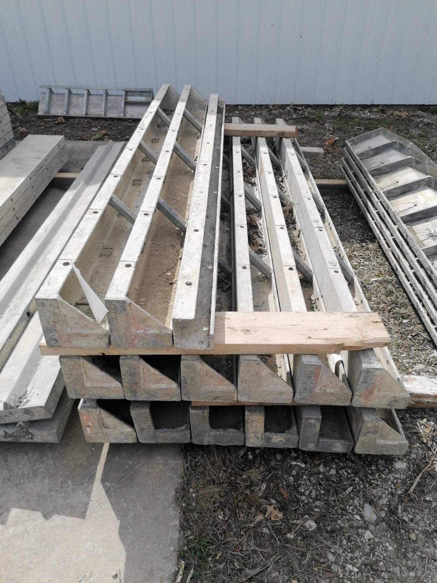 (14) 6" x 6" x 8' & (1) 4" x 4" x 8" ISC Durand Aluminum Concrete Forms, Smooth 6-12 Hole Pattern.
