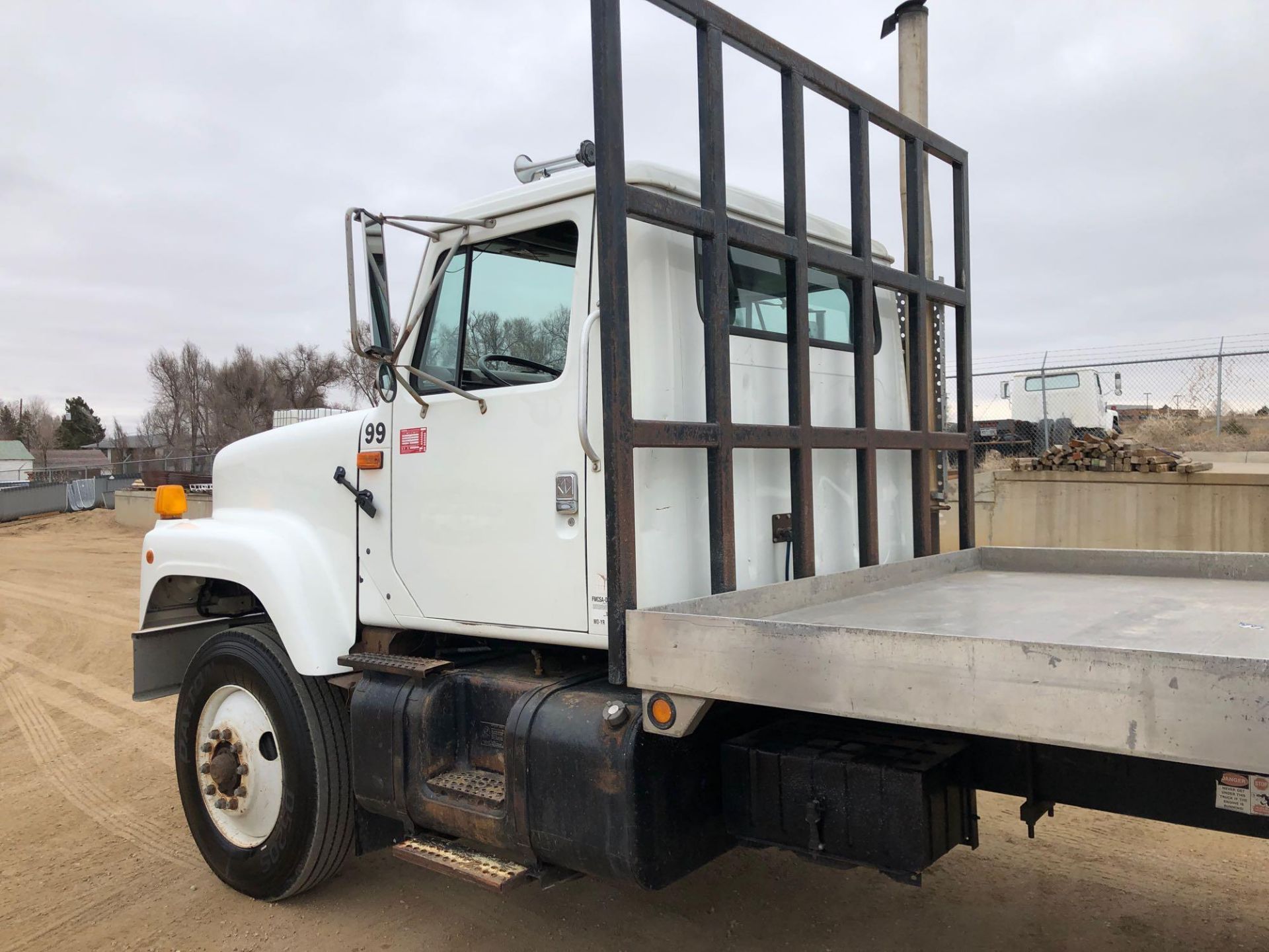 1995 International Knuckle Boom Truck, VIN # 1HTGGADR9SH684062, Model 2574 6x4, 199394 Miles - Image 18 of 52