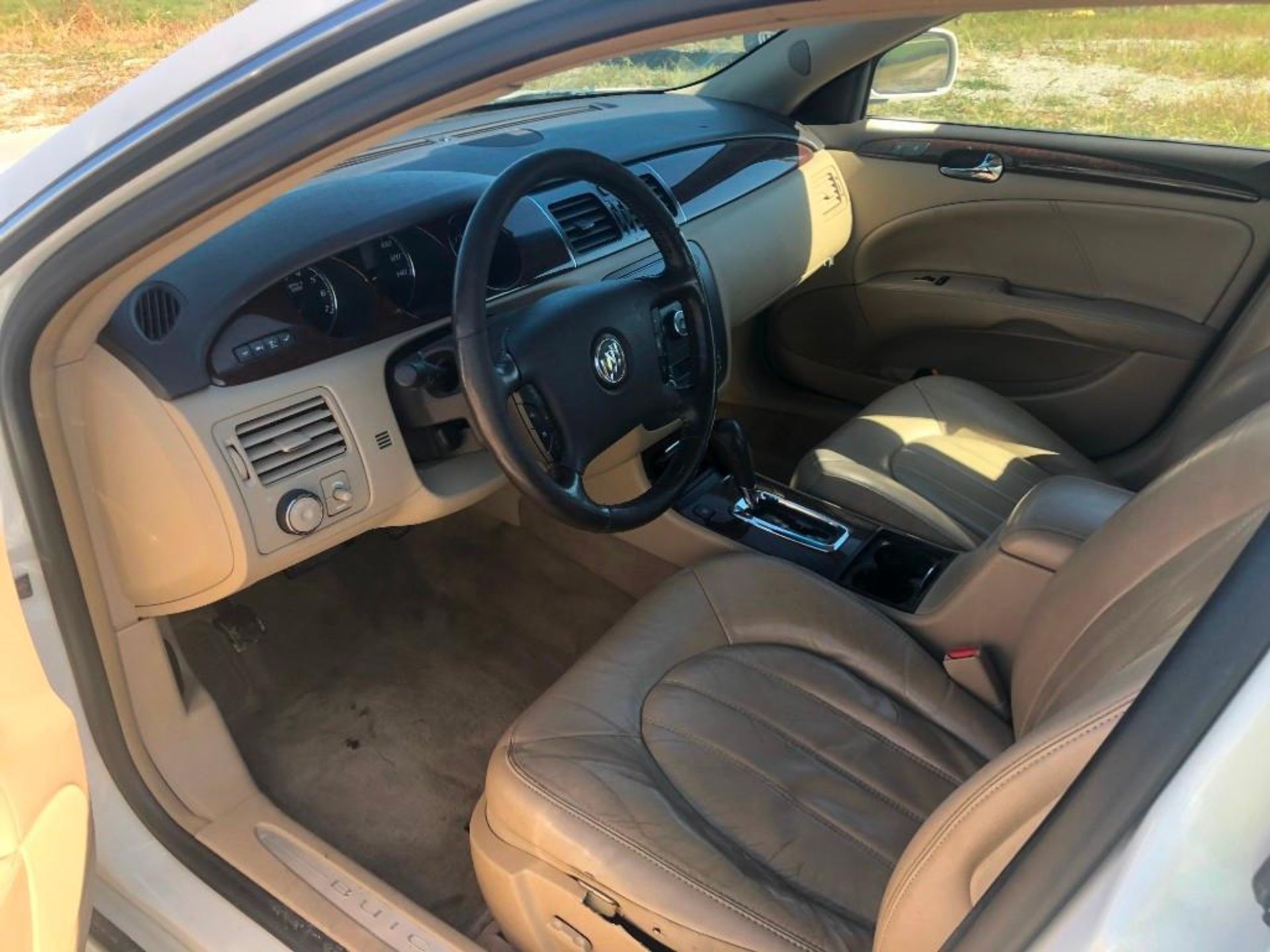 2010 Buick Lucerne CXL, VIN #1G4HC5EM8AU137907, 236956 Miles, Model Lucerne CXL, V6, Automatic, Dual - Image 9 of 17