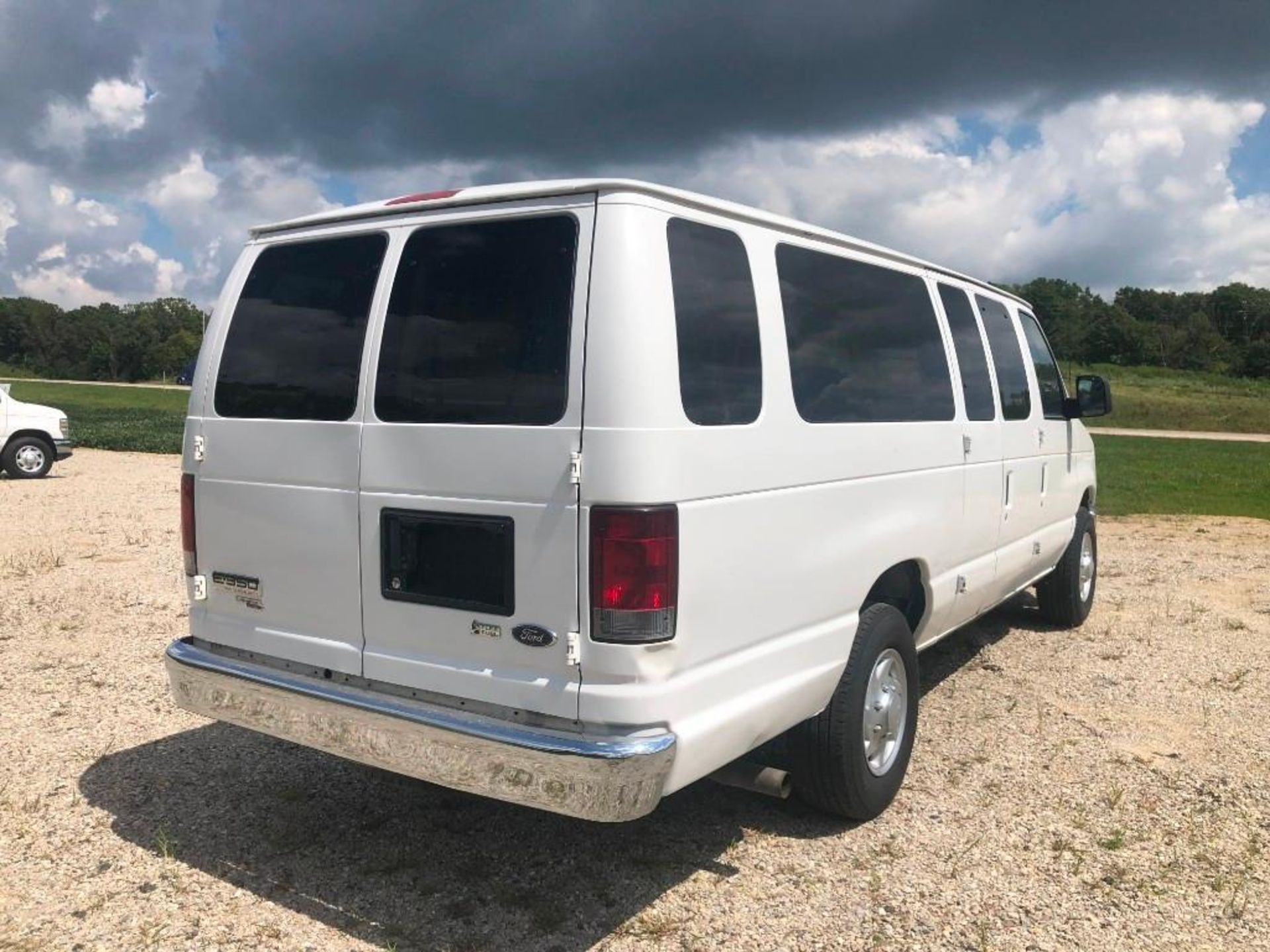 2012 Ford E3500 XLT Super Duty Van, VIN #1FBSS3BL0CDA88853, 235767 Miles, Catalytic Converter has - Image 4 of 21