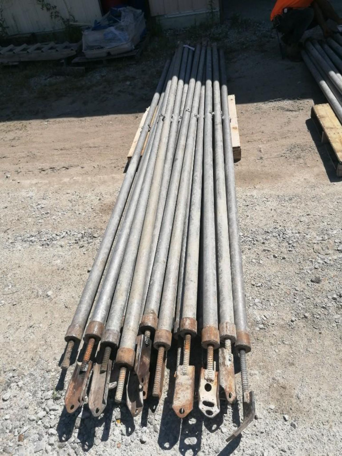 (20) 14' Aluminum Bracing Poles. Located at 301 E Henry Street, Mt. Pleasant, IA 52641. - Image 4 of 4