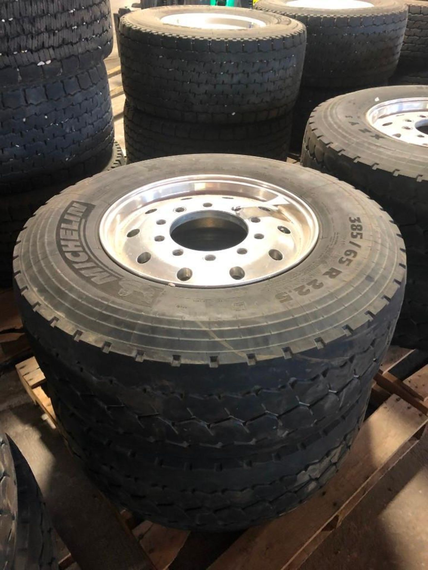 (2) Michelin 385/65R 22.5 Steer Tires with Rims. Located at 301 E Henry Street, Mt. Pleasant, IA - Image 2 of 4