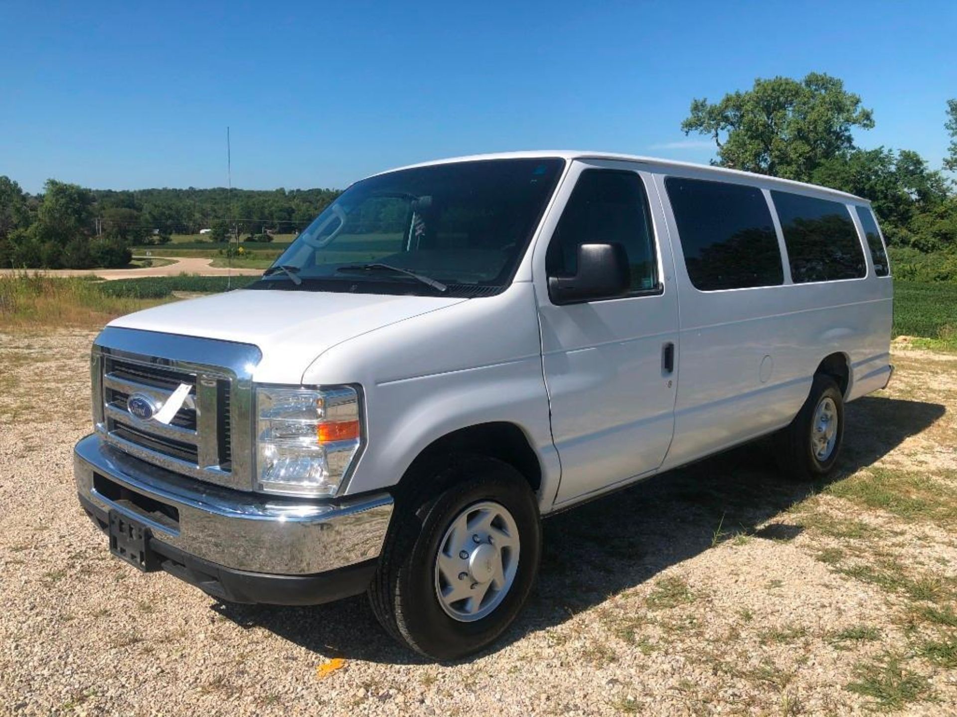 2014 Ford E3500 XLT Super Duty Van, VIN #1FBSS3BL2EDA76982, 182268 Miles, Catalytic Converter has - Image 2 of 20