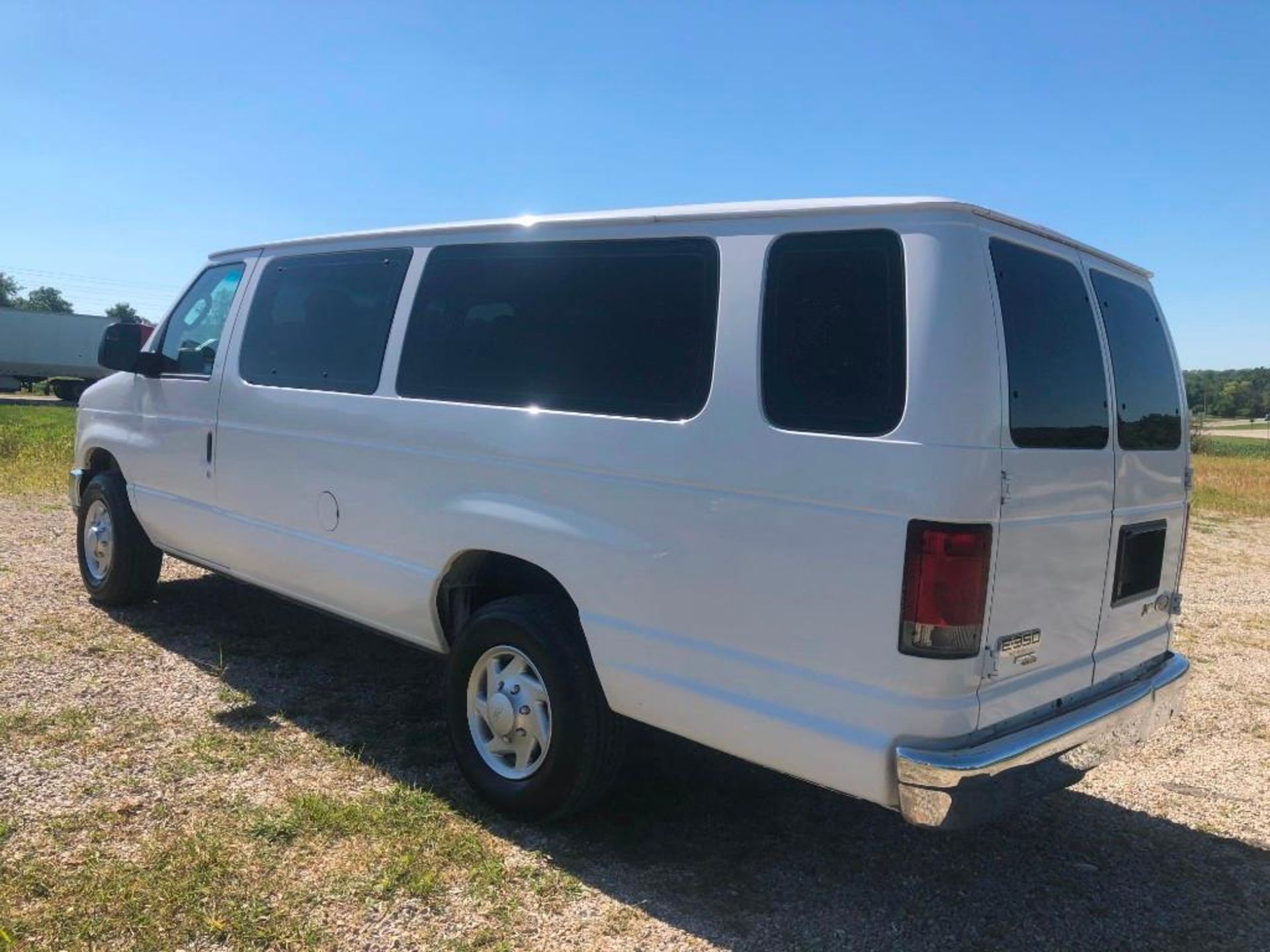 2014 Ford E3500 XLT Super Duty Van, VIN #1FBSS3BL2EDA76982, 182268 Miles, Catalytic Converter has - Image 4 of 20