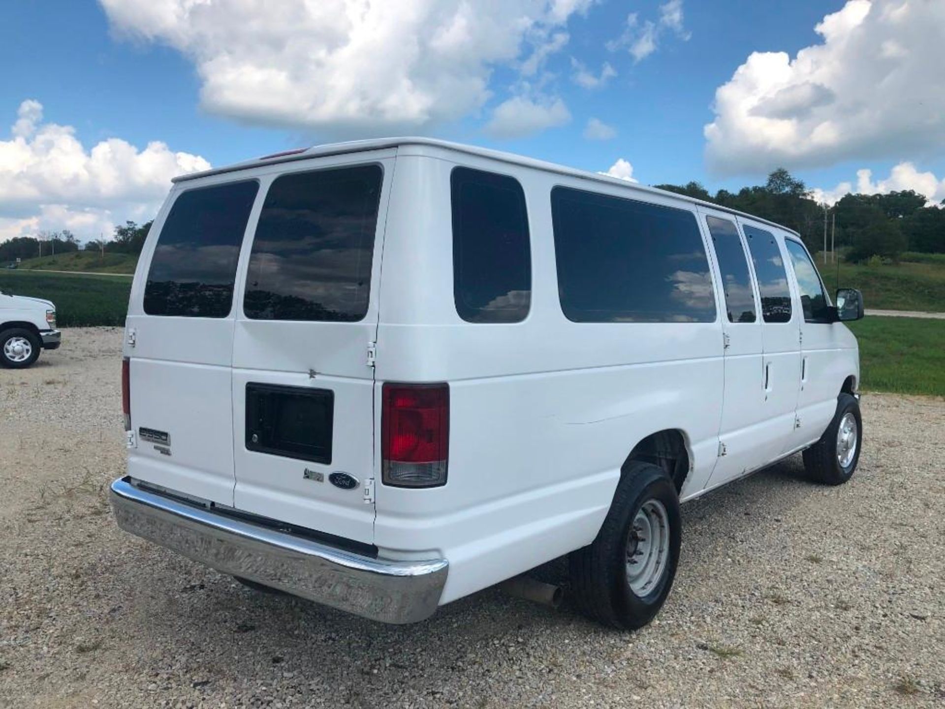 2013 Ford E3500 XLT Super Duty Van, VIN #1FBSS3BL5DDA27189, 218003 Miles, Catalytic Converter has - Image 3 of 20