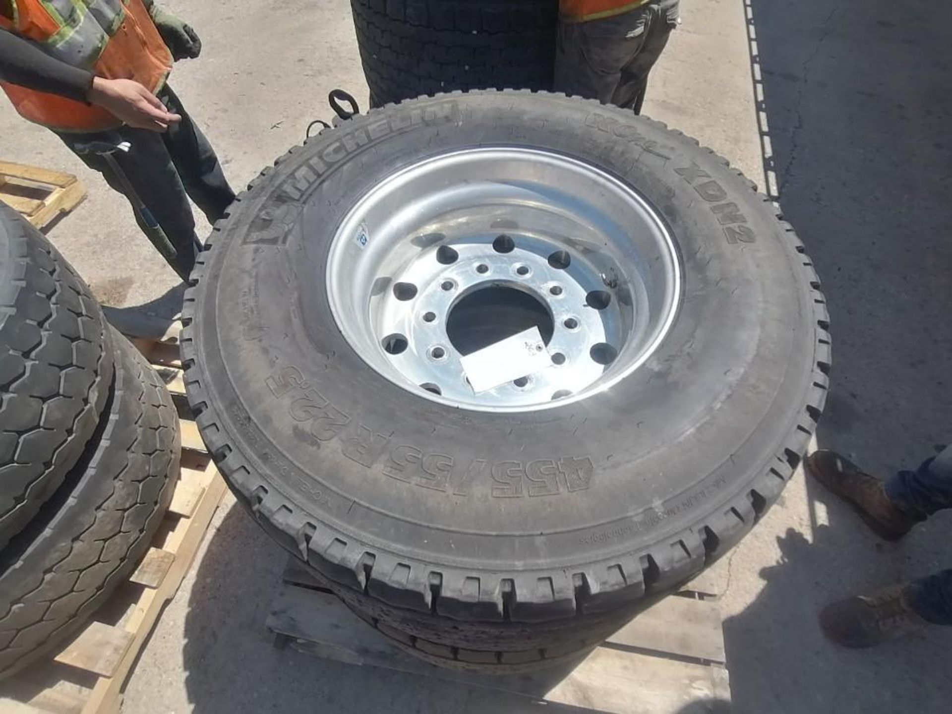 (2) Michelin 455/55R 22.5 Drive Tires with Rims. Located at 301 E Henry Street, Mt. Pleasant, IA - Image 2 of 4
