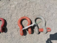 (2) Screw Pin Anchor Shackle. Located at 301 E Henry Street, Mt. Pleasant, IA 52641.