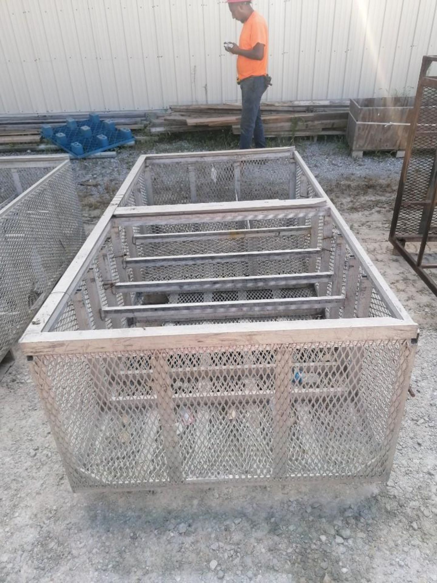 2' & 4' Fillers Basket. Located at 301 E Henry Street, Mt. Pleasant, IA 52641. - Image 2 of 2