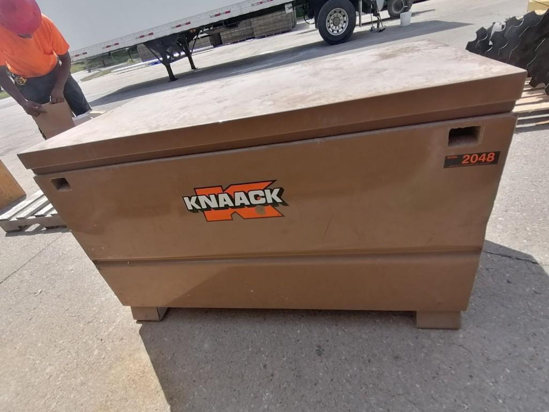 (1) KNAACK Tool Box Model 2048. Located at 301 E Henry Street, Mt. Pleasant, IA 52641.