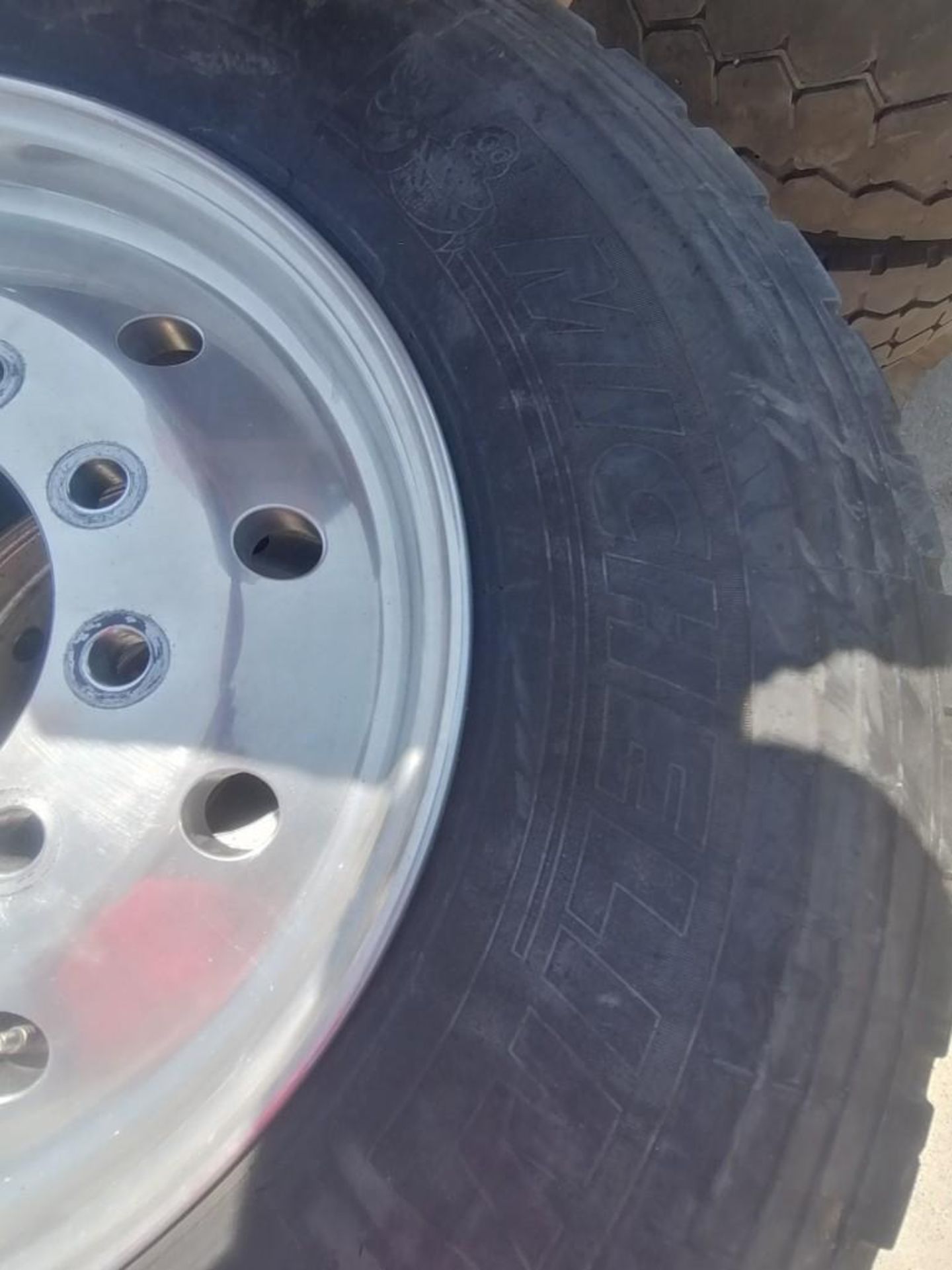 (2) Michelin 385/65R 22.5 Steer Tires with Rims. Located at 301 E Henry Street, Mt. Pleasant, IA - Image 3 of 4