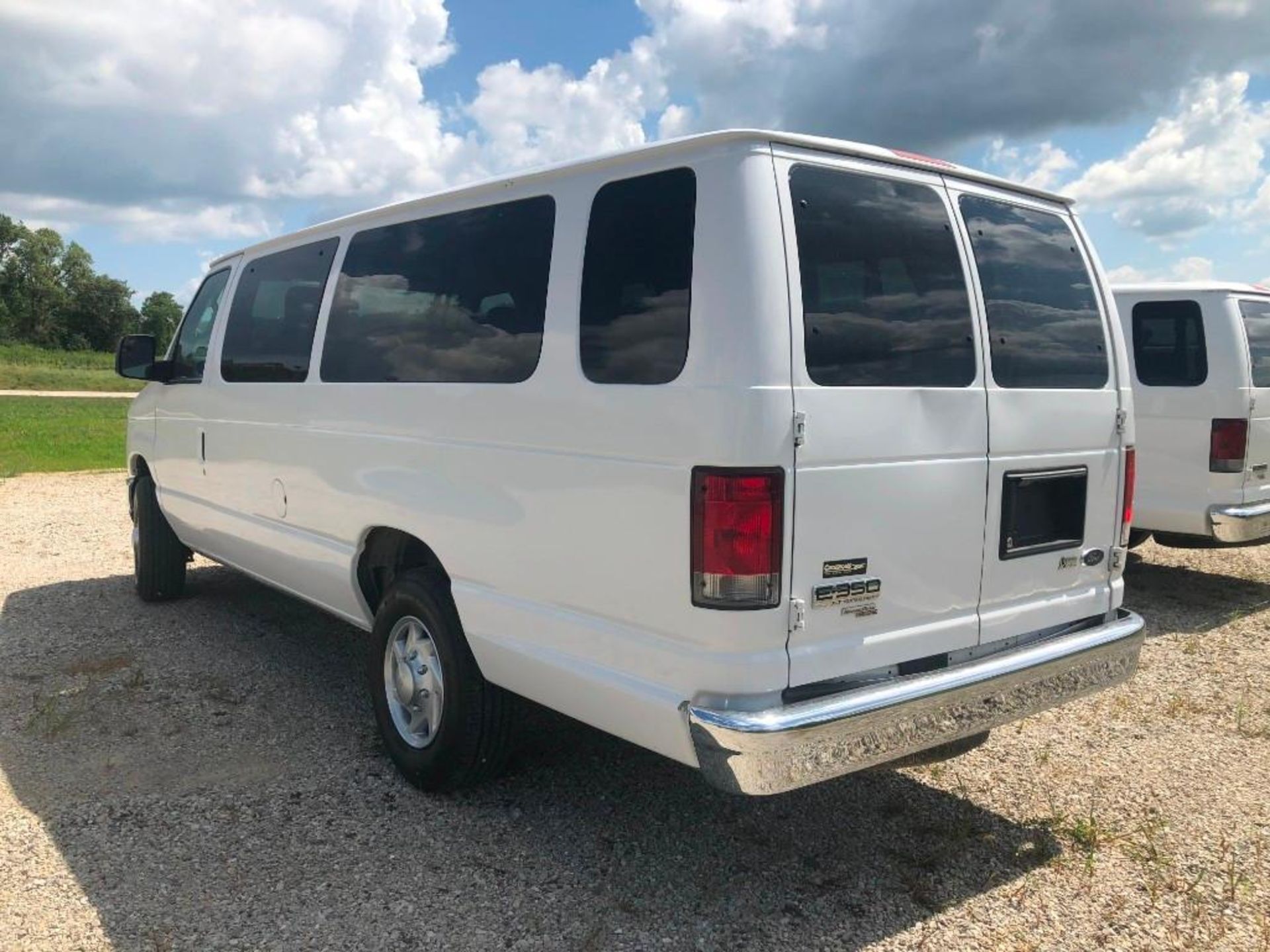 2014 Ford E3500 XLT Super Duty Van, VIN #1FBSS3BL8EDA21551, 242455 Miles, Model E3500XLT Super - Image 3 of 20