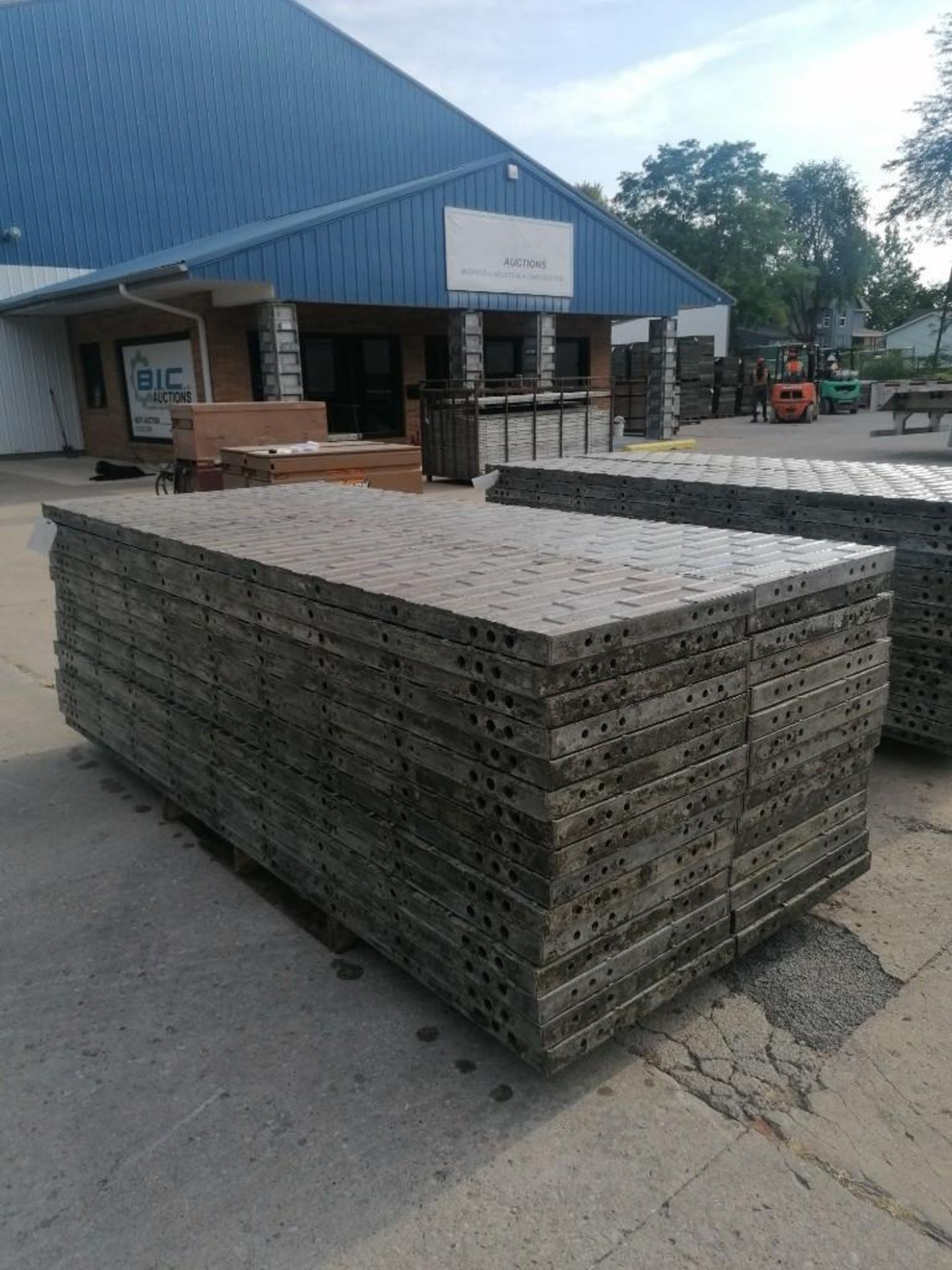 (30) 2' x 9' Wall-Ties Aluminum Concrete Forms, Smooth Brick 6-12 Hole Pattern. Located at 301 E - Image 2 of 3