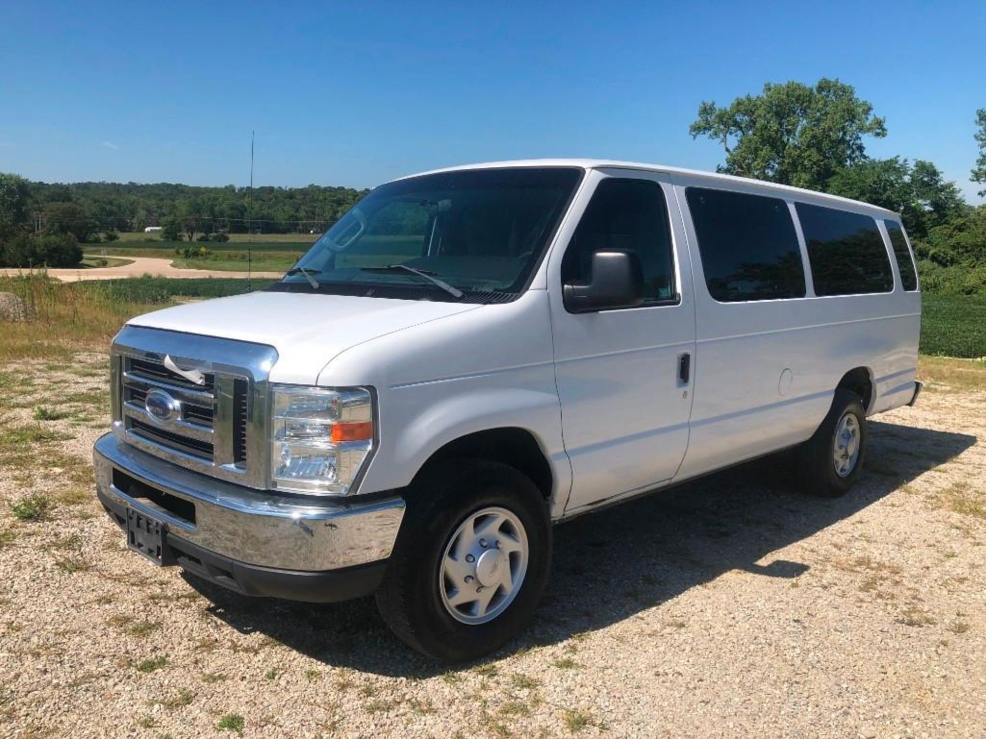 2013 Ford E3500 XLT Super Duty Van, VIN #1FBSS3BL6DDA87059, 215626 Miles, Catalytic Converter has - Image 2 of 20