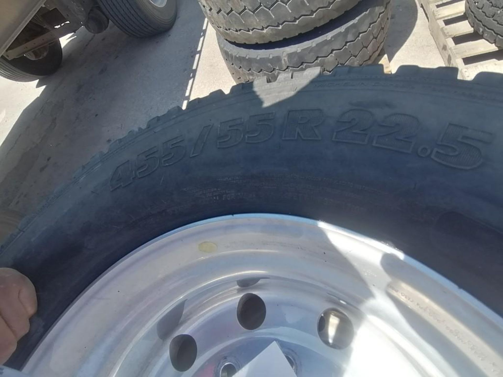 (2) Michelin 455/55R 22.5 Drive Tires with Rims. Located at 301 E Henry Street, Mt. Pleasant, IA - Image 3 of 4