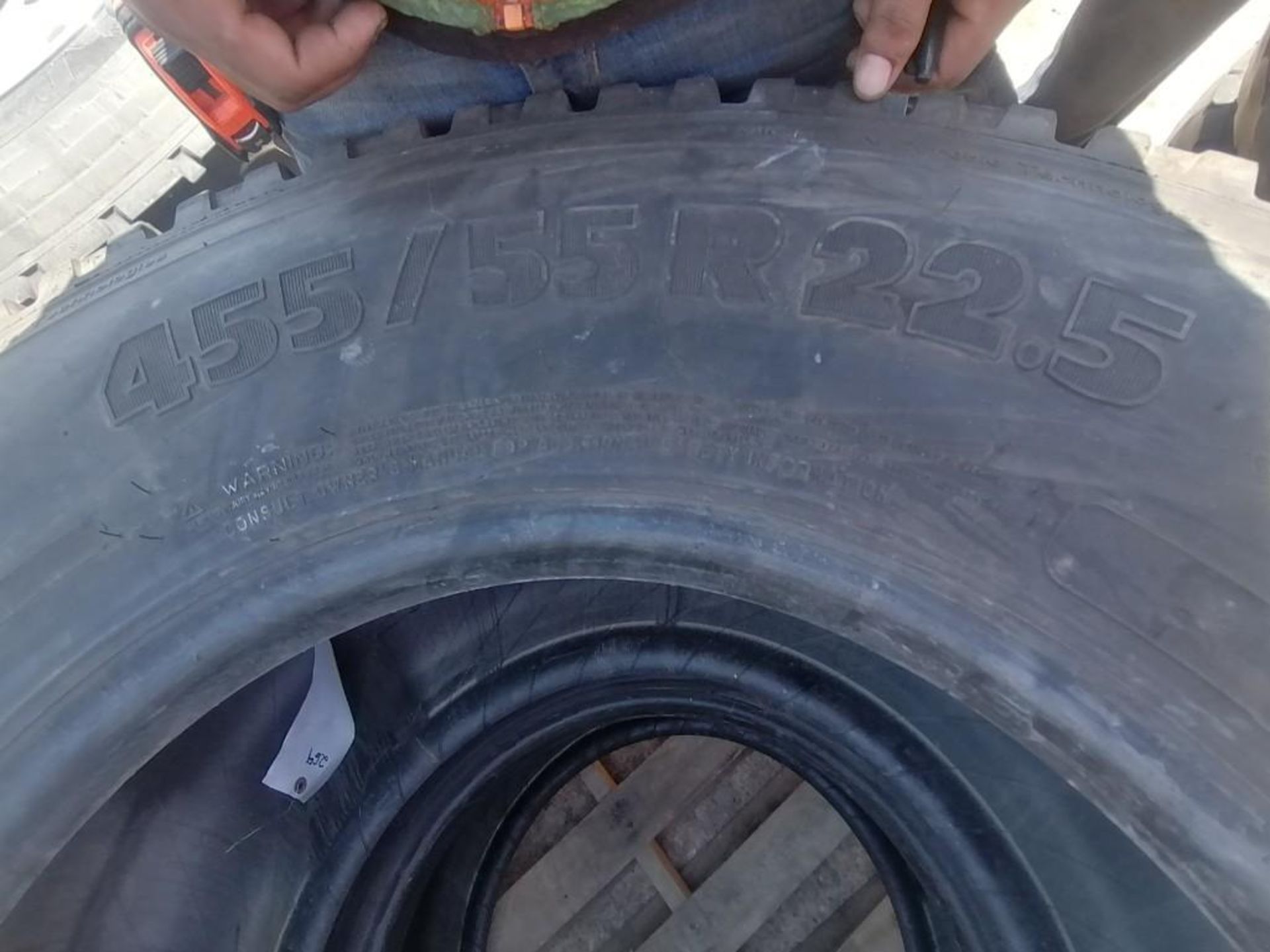 (2) Michelin 455/55R 22.5 Drive Tires. Located at 301 E Henry Street, Mt. Pleasant, IA 52641. - Image 2 of 3