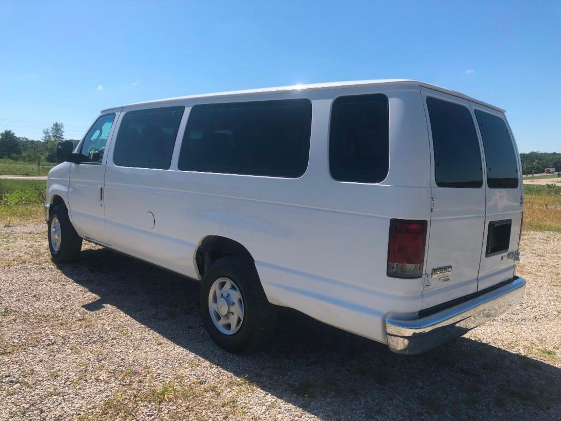 2013 Ford E3500 XLT Super Duty Van, VIN #1FBSS3BL6DDA87059, 215626 Miles, Catalytic Converter has - Image 3 of 20