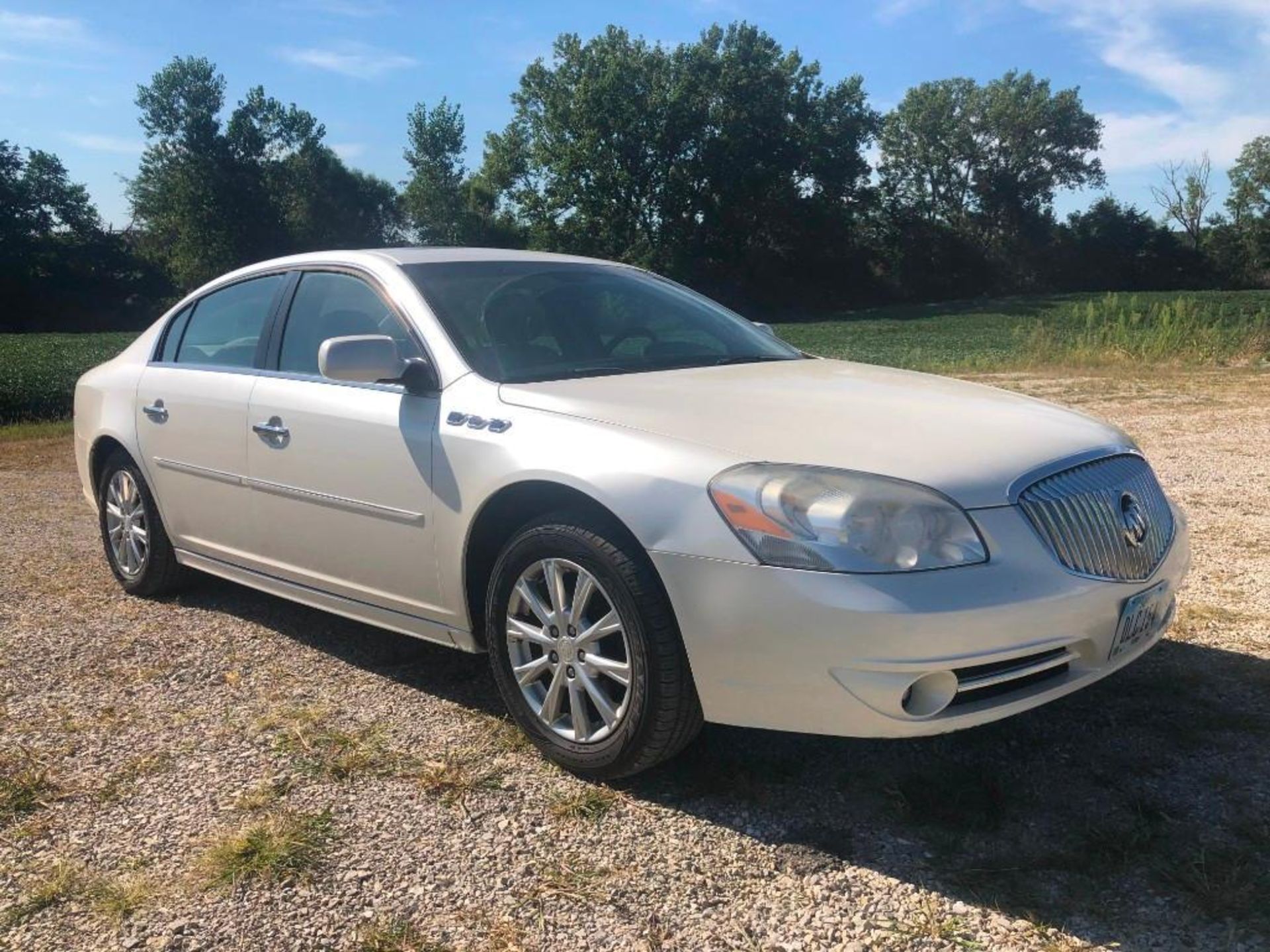 2010 Buick Lucerne CXL, VIN #1G4HC5EM8AU137907, 236956 Miles, Model Lucerne CXL, V6, Automatic, Dual