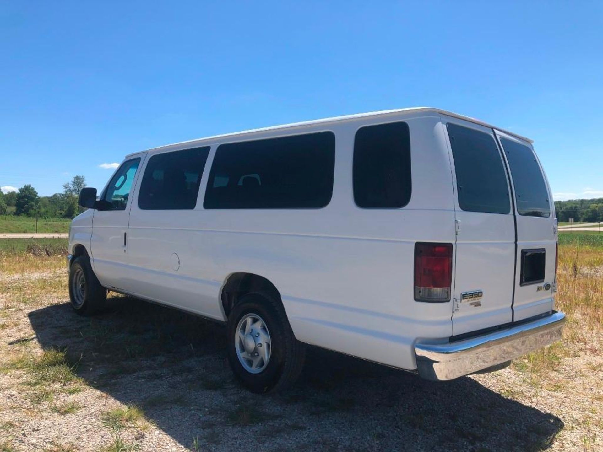 2013 Ford E3500 XLT Super Duty Van, VIN #1FBSS3BL5DDA64663, 207985 Miles, Model E3500XLT Super - Image 3 of 18