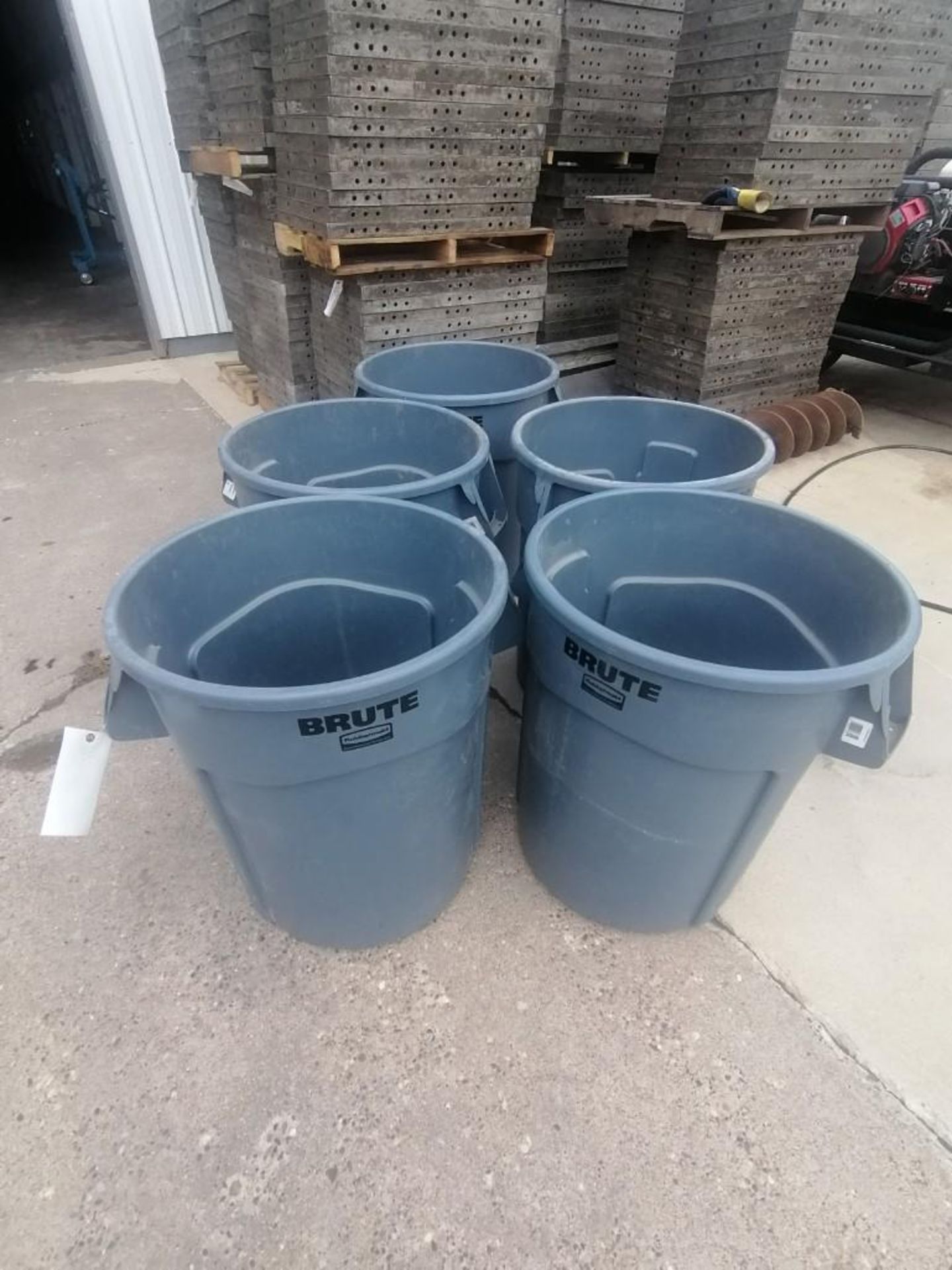(5) Rubbermaid Brute Trash Can. Located at 301 E Henry Street, Mt. Pleasant, IA 52641.