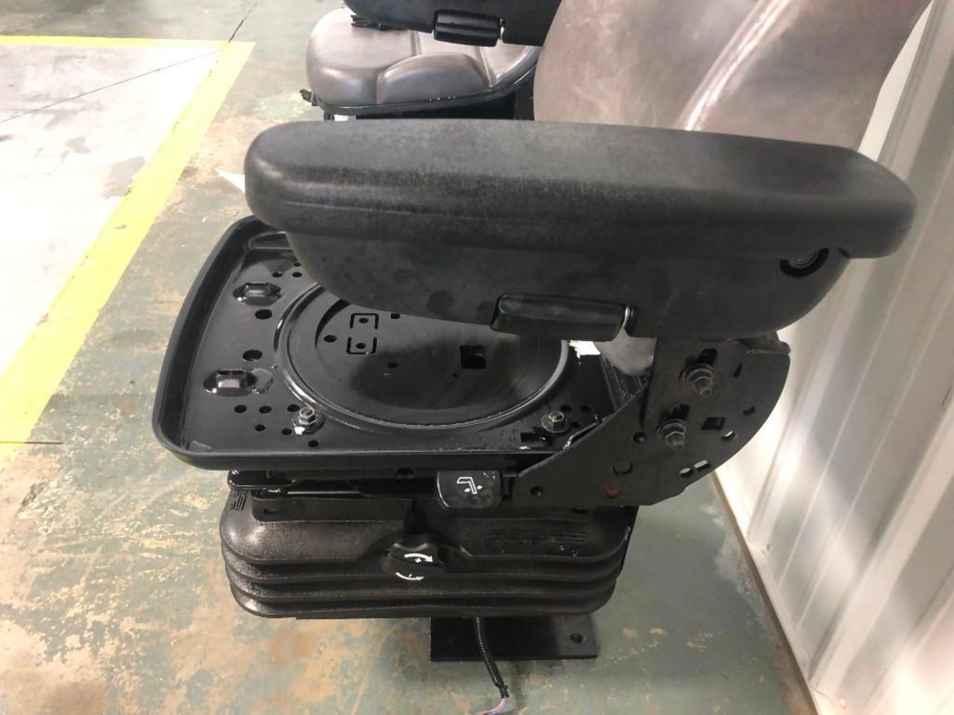 Case Backhoe Air-Ride Seat. Located at 301 E Henry Street, Mt. Pleasant, IA 52641. - Image 2 of 4
