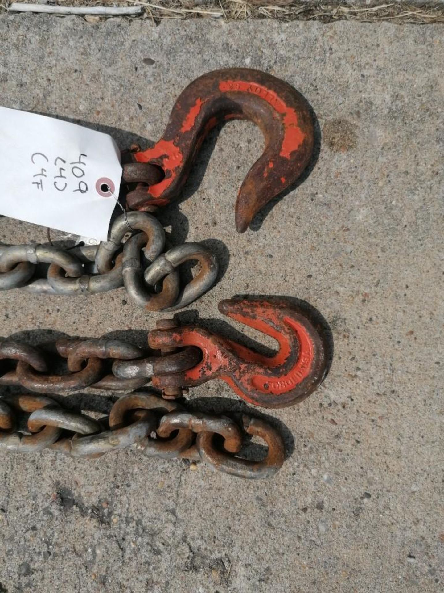 (4) 1/2" USA 4' Chain with hook. Located at 301 E Henry Street, Mt. Pleasant, IA 52641. - Image 3 of 3