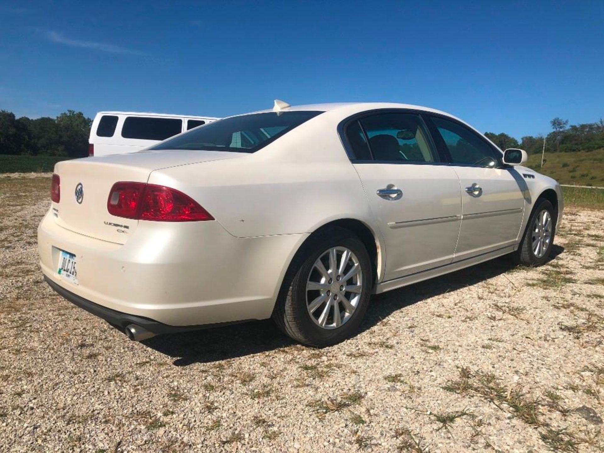 2010 Buick Lucerne CXL, VIN #1G4HC5EM8AU137907, 236956 Miles, Model Lucerne CXL, V6, Automatic, Dual - Image 4 of 17