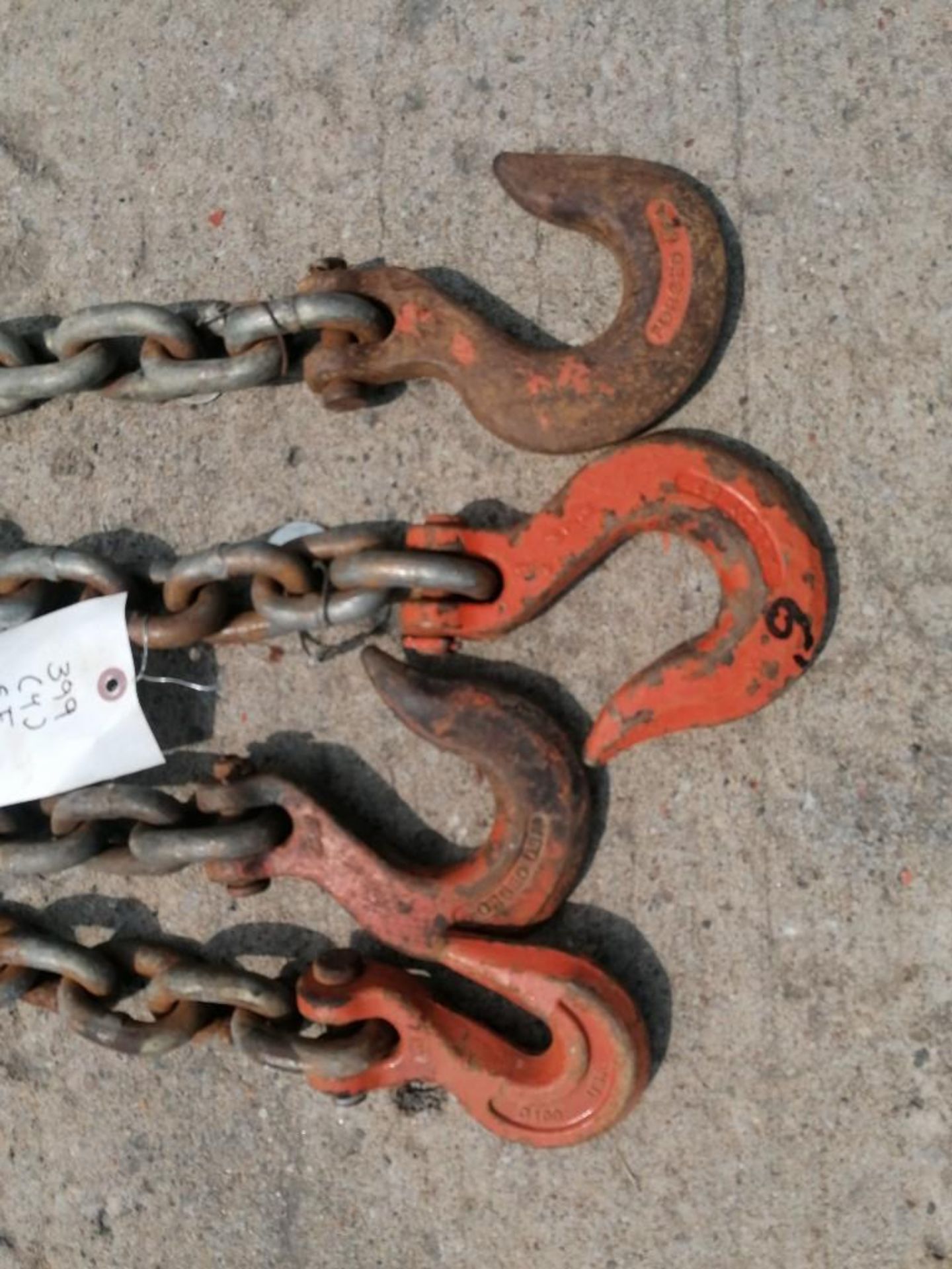 (4) 1/2" USA 6' Chain with hook. Located at 301 E Henry Street, Mt. Pleasant, IA 52641. - Image 2 of 3