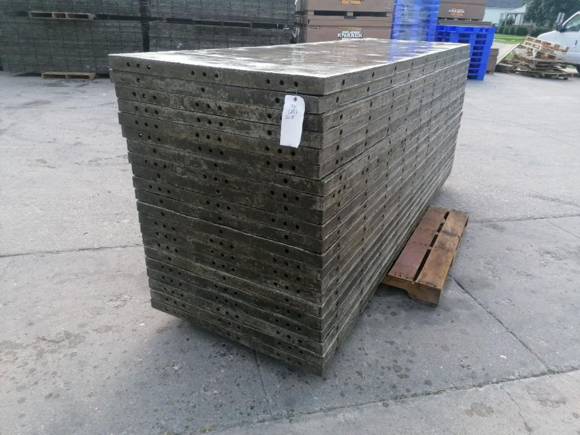 (20) 3' x 10' Wall-Ties Aluminum Concrete Forms, Smooth 6-12 Hole Pattern. Located at 301 E Henry
