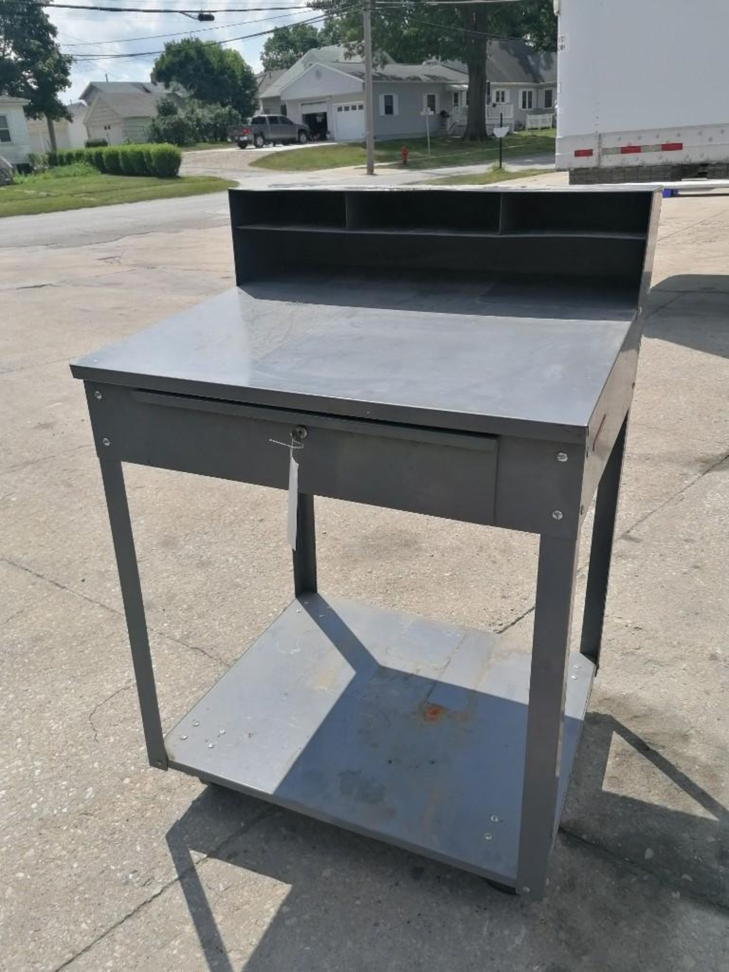 (1) Steel Desk. Located at 301 E Henry Street, Mt. Pleasant, IA 52641. - Image 2 of 4