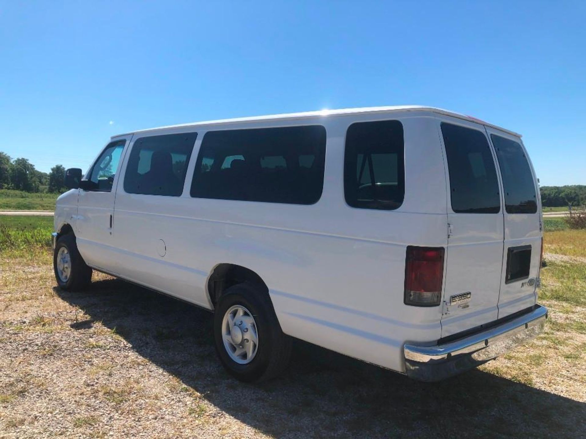 2013 Ford E3500 XLT Super Duty Van, VIN #1FBSS3BL0DDA50220, 229344 Miles, Model E3500XLT Super - Image 3 of 18