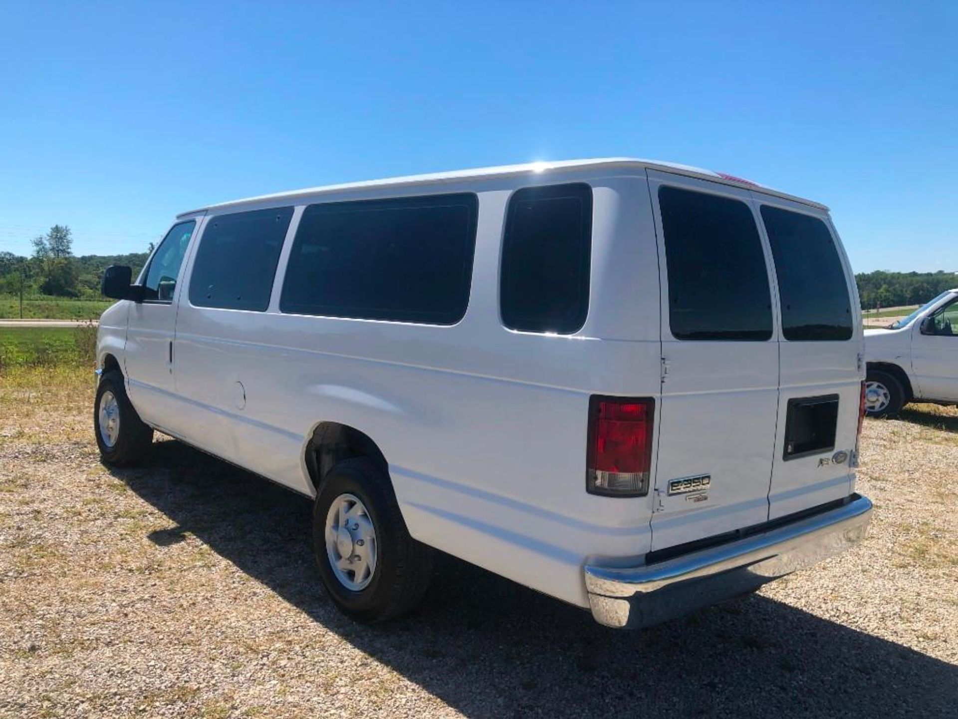 2013 Ford E3500 XLT Super Duty Van, VIN #1FBSS3BL3DDB08028, 183916 Miles, Catalytic Converter has - Image 3 of 19