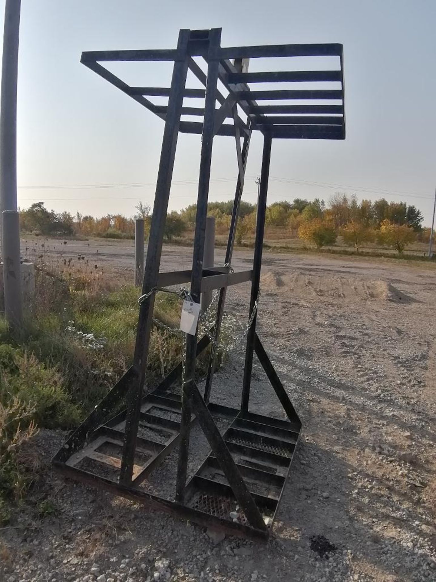 8' Filler Bell Basket. Located in Ixonia, WI