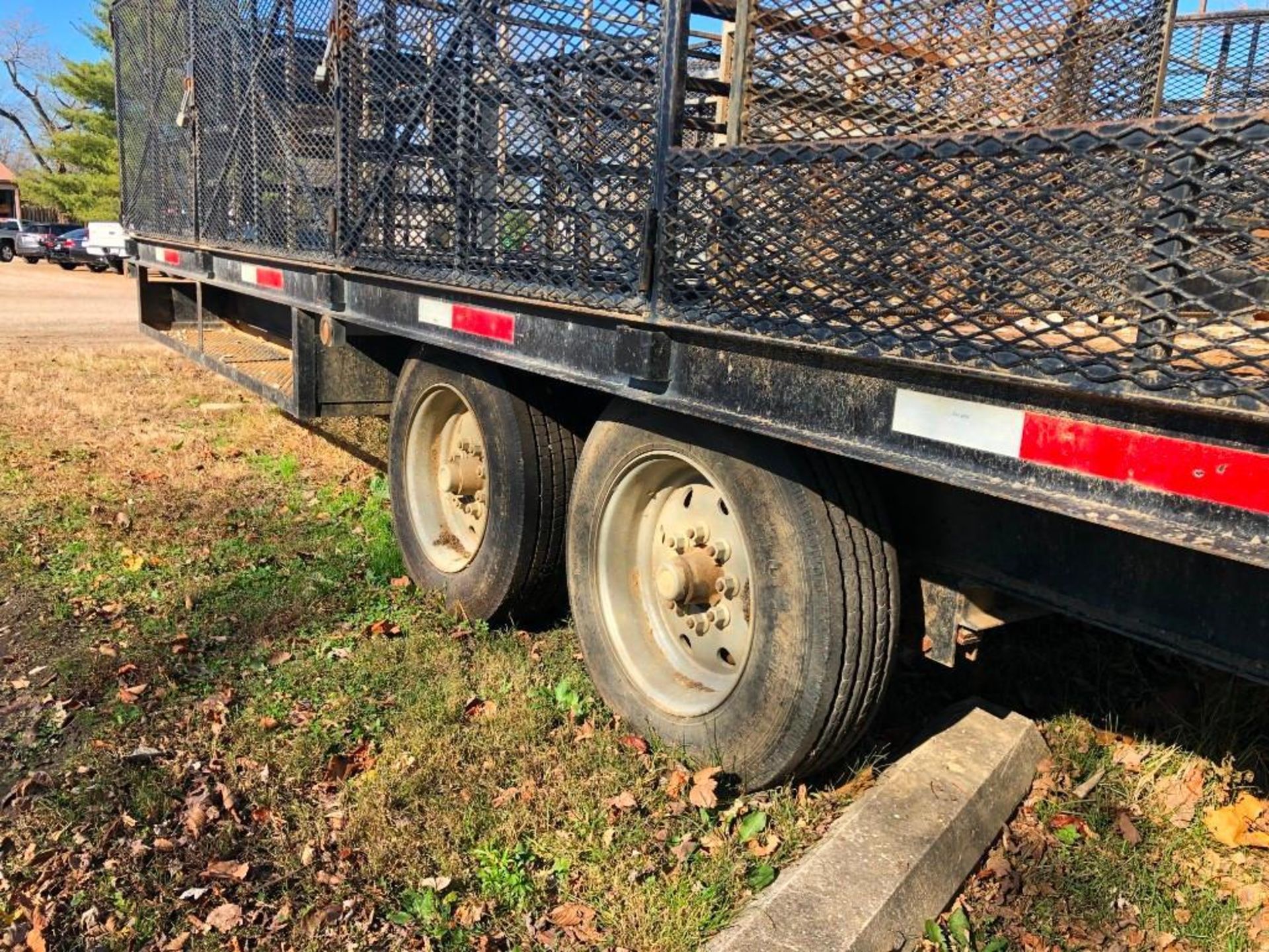 2012 Region Welding Trailer, VIN #1R9GN2721CU169952, Model 14000-GN, 8' x 20' Trailer. Located in - Image 9 of 12