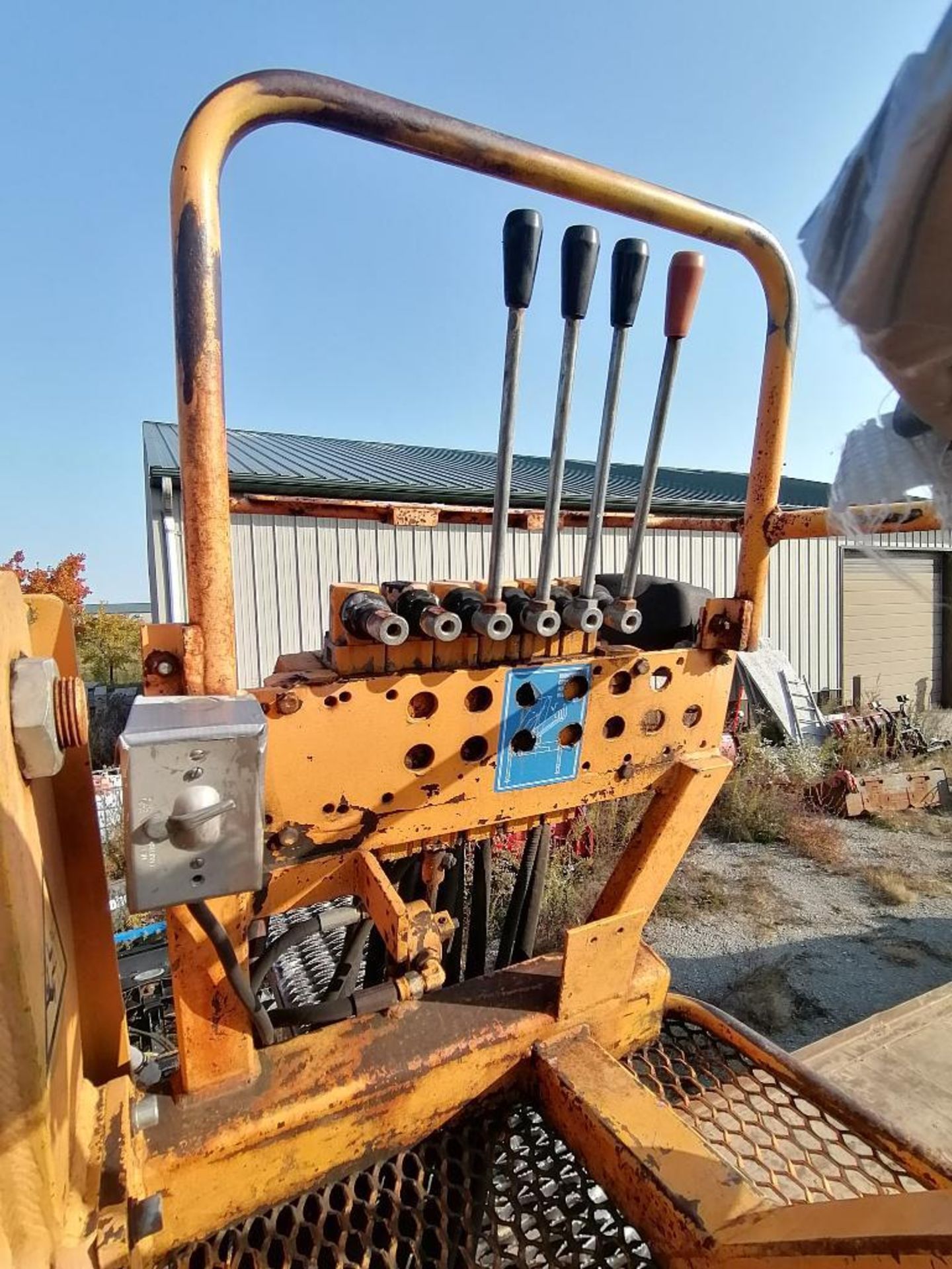 1986 Ford 9000 Boom Truck, VIN #1FDYU90W1GVA23246, 400,318 Miles Cummins Engine, Eaton Fuller 8- - Image 75 of 87