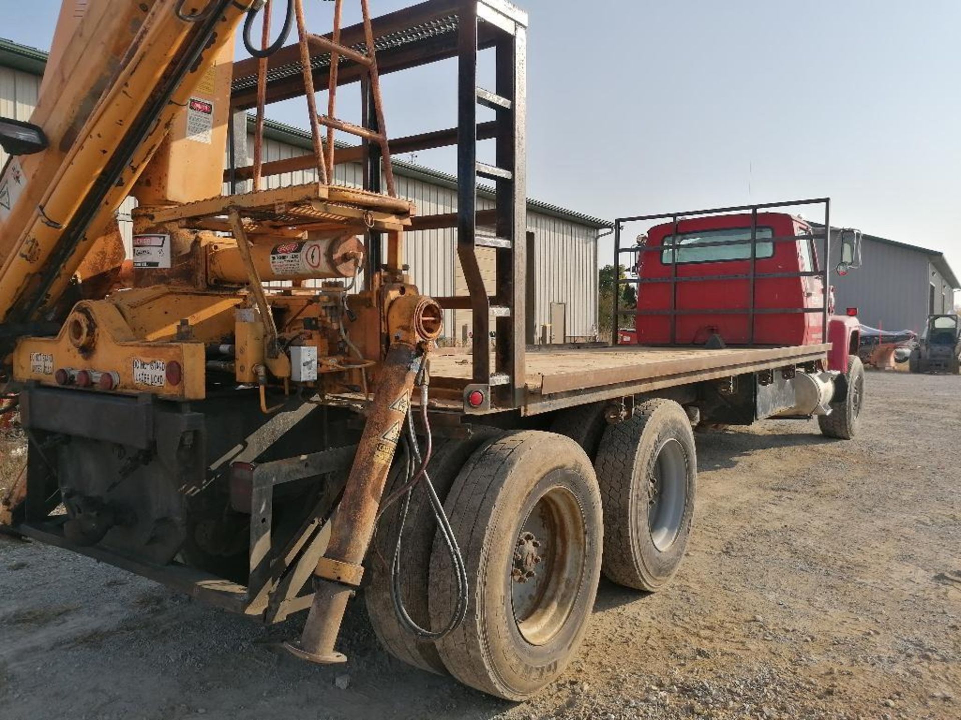 1986 Ford 9000 Boom Truck, VIN #1FDYU90W1GVA23246, 400,318 Miles Cummins Engine, Eaton Fuller 8- - Image 64 of 87