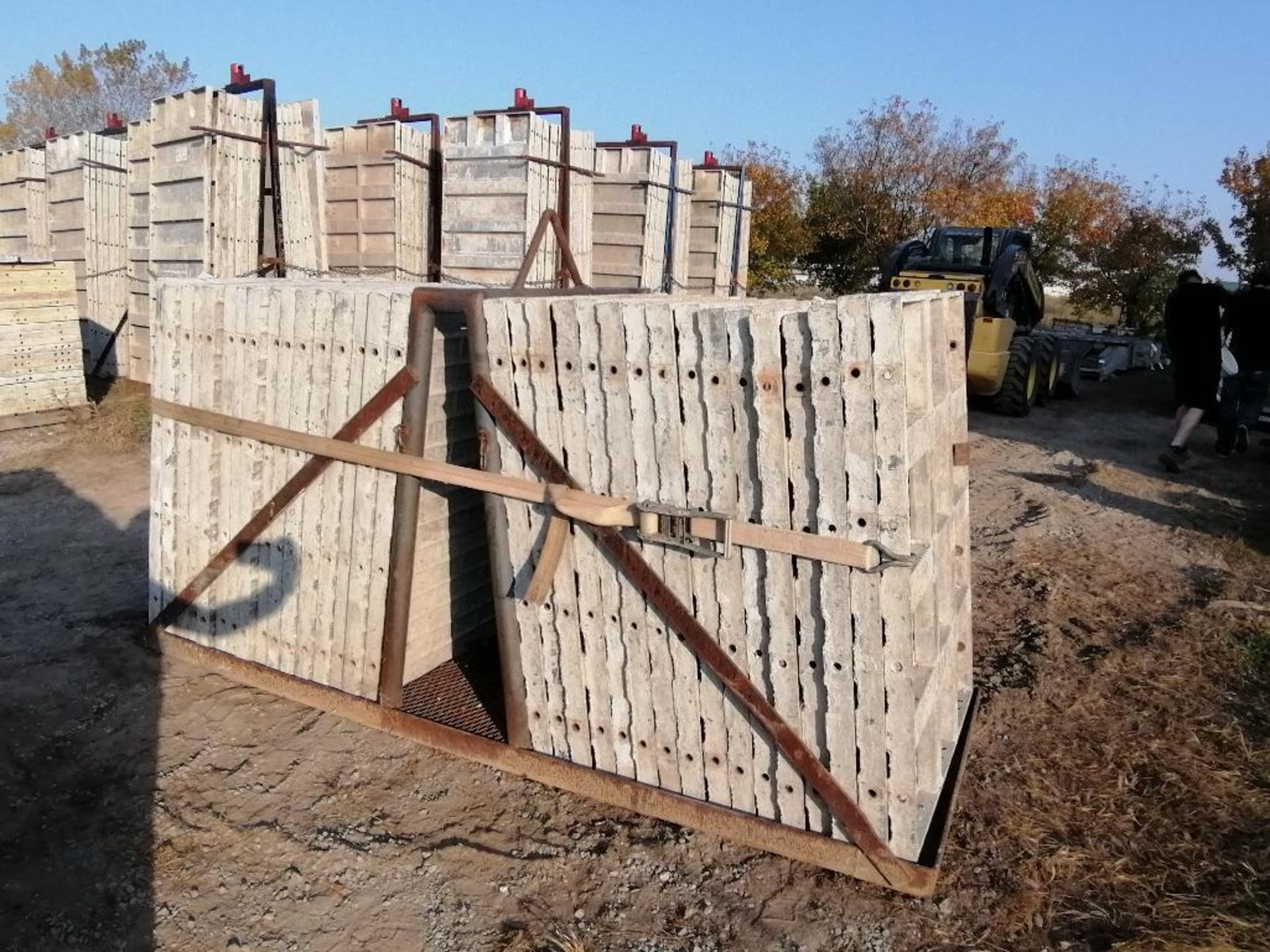 (32) 36" x 4' Textured Brick Tuf-N-Lite Aluminum Concrete Forms 6-12 Hole Pattern, Loop Basket - Image 3 of 11