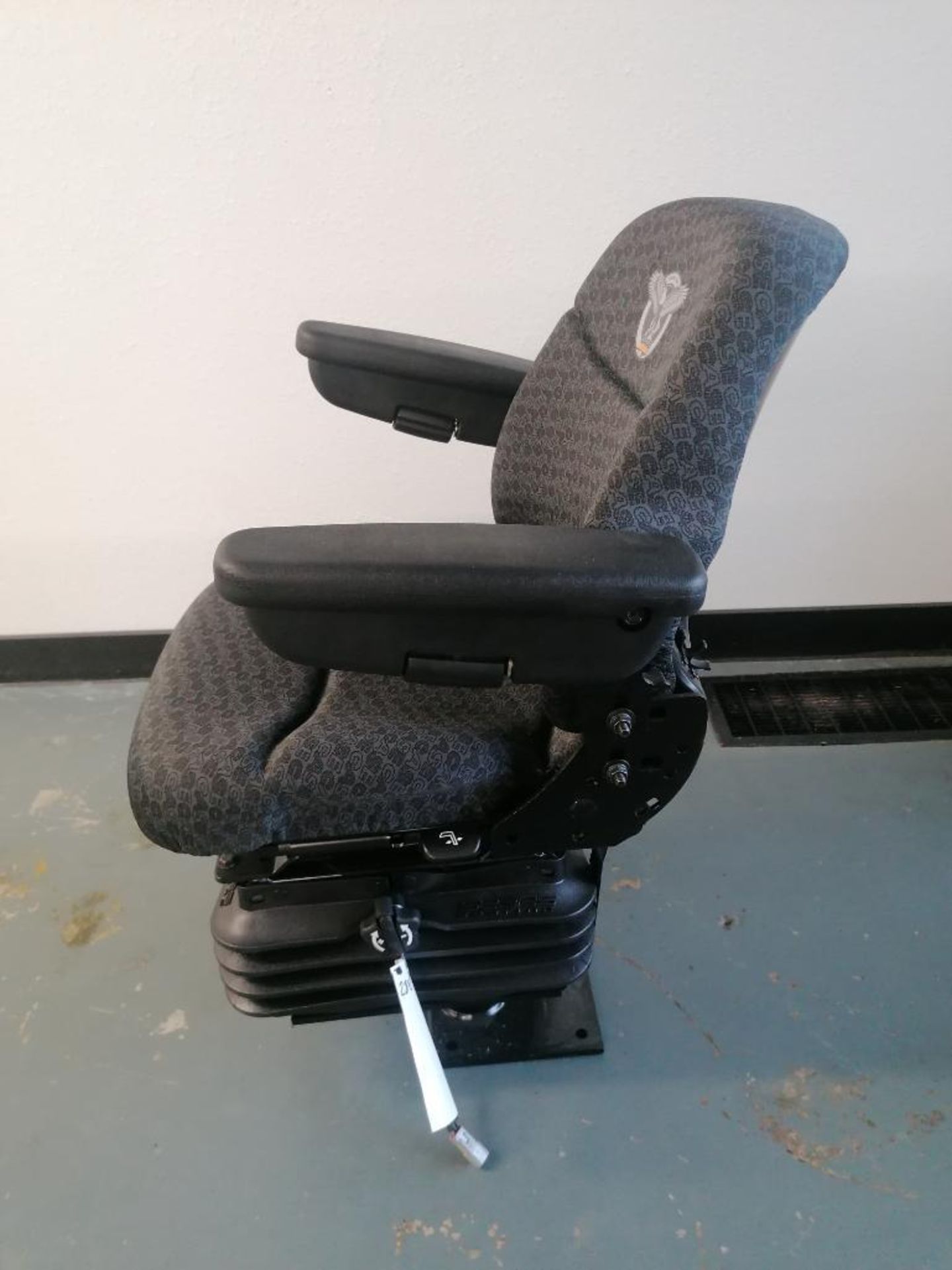 CNH Air Suspension Seat for Case Backhoe, Serial #007091742359. Located in Mt. Pleasant, IA. - Image 2 of 10