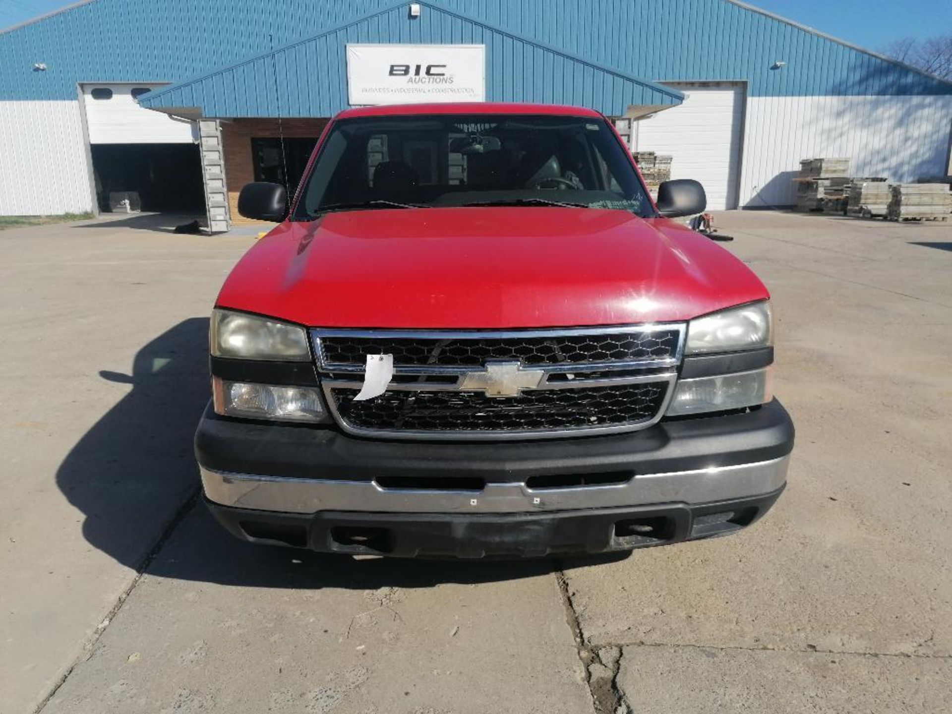 2007 Chevy Extended Cab Pickup Truck, VIN #1GCEC19X37Z104443, 232233 Miles, 4.3L Engine, Automatic - Image 5 of 24