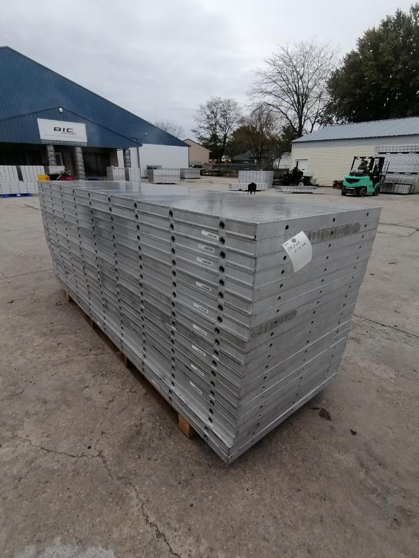 (20) 36" X 9' NEW Badger Smooth Aluminum Concrete Forms 6-12 Hole Pattern. Located in Mt. - Image 2 of 8